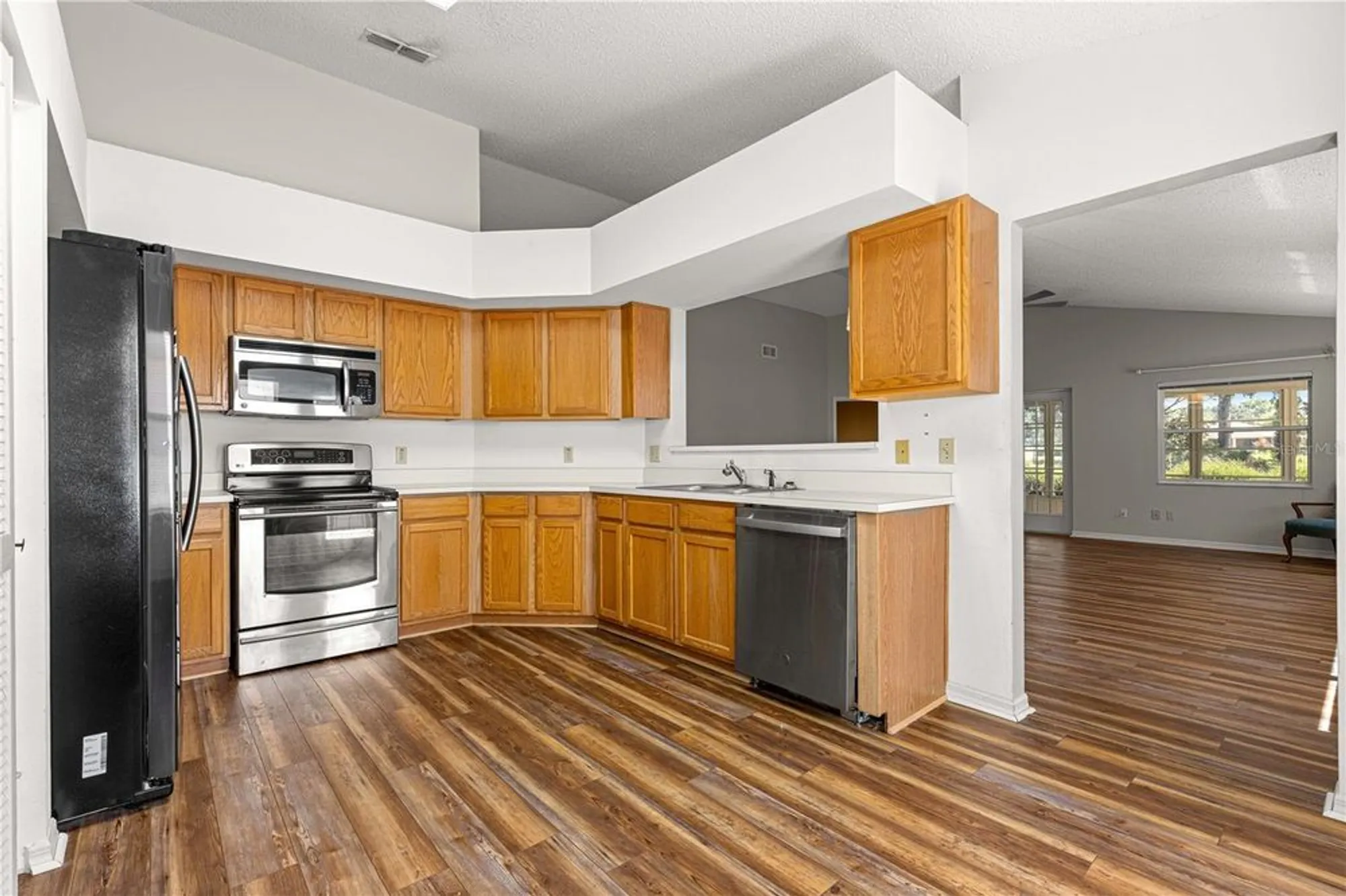 Property Slideshow image 22 of 34 | 9093 sw 91st cir, Ocala, FL, 34481