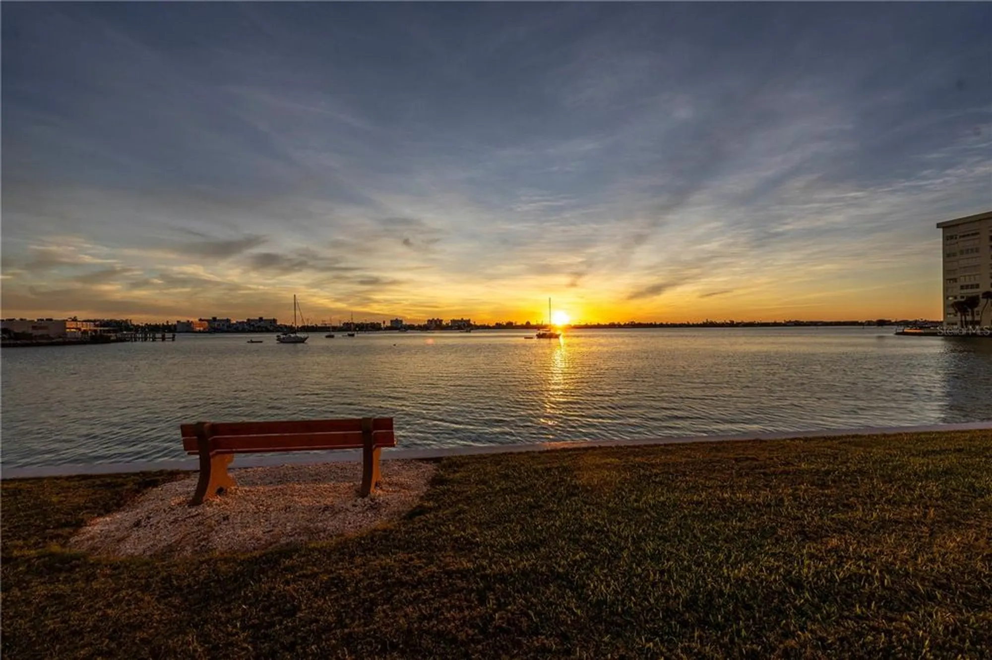 Property Slideshow image 32 of 73 | 4525 cove cir apt 102, Saint Petersburg, FL, 33708