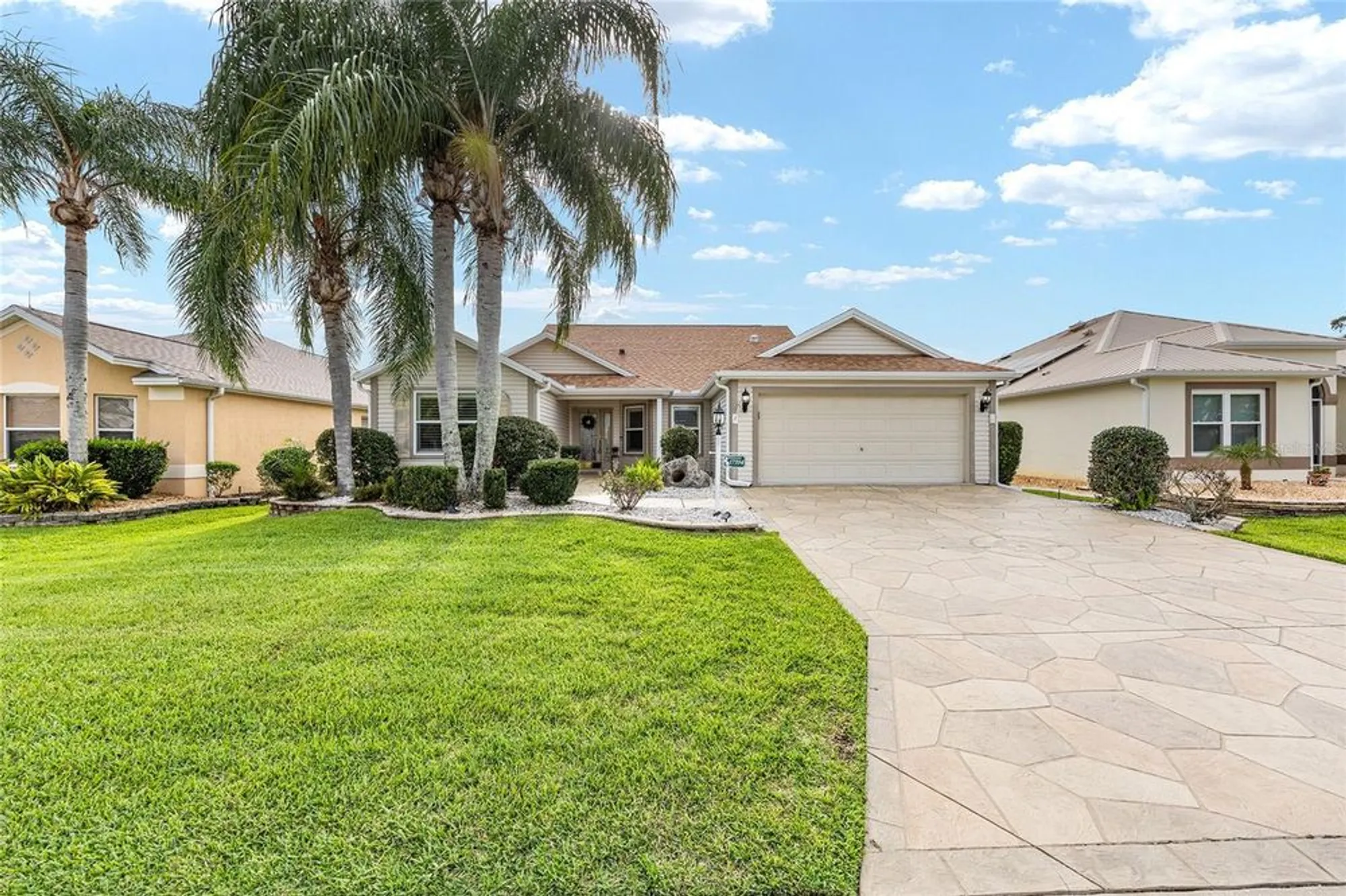 Property Slideshow image 3 of 53 | 17394 se 72nd deer run ave, The Villages, FL, 32162