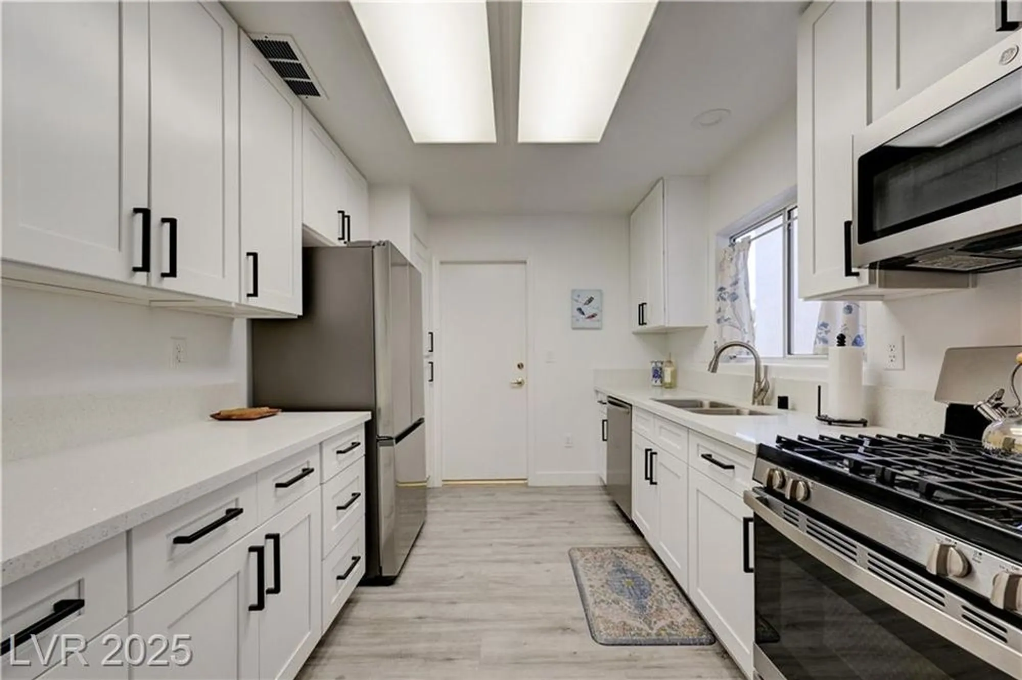 Property Slideshow image 24 of 67 | 2125 hallston st, Las Vegas, NV, 89134