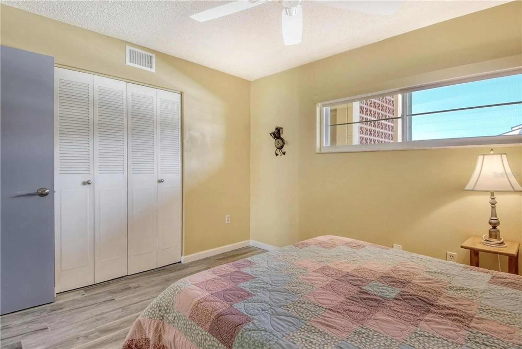 Property Slideshow image 29 of 62 | 1250 n portofino dr apt 208, Sarasota, FL, 34242