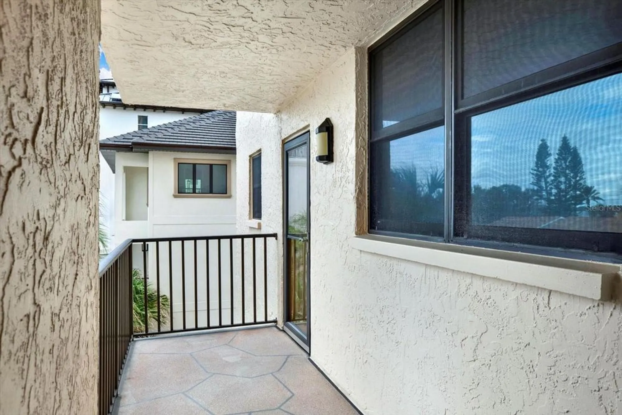 Property Slideshow image 23 of 40 | 18304 gulf blvd 219, Redington Shores, FL, 33708