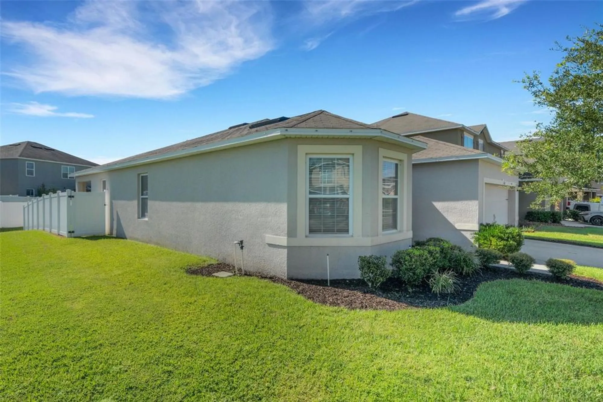 Property Slideshow image 23 of 30 | 2162 blue highlands dr, Lakeland, FL, 33811