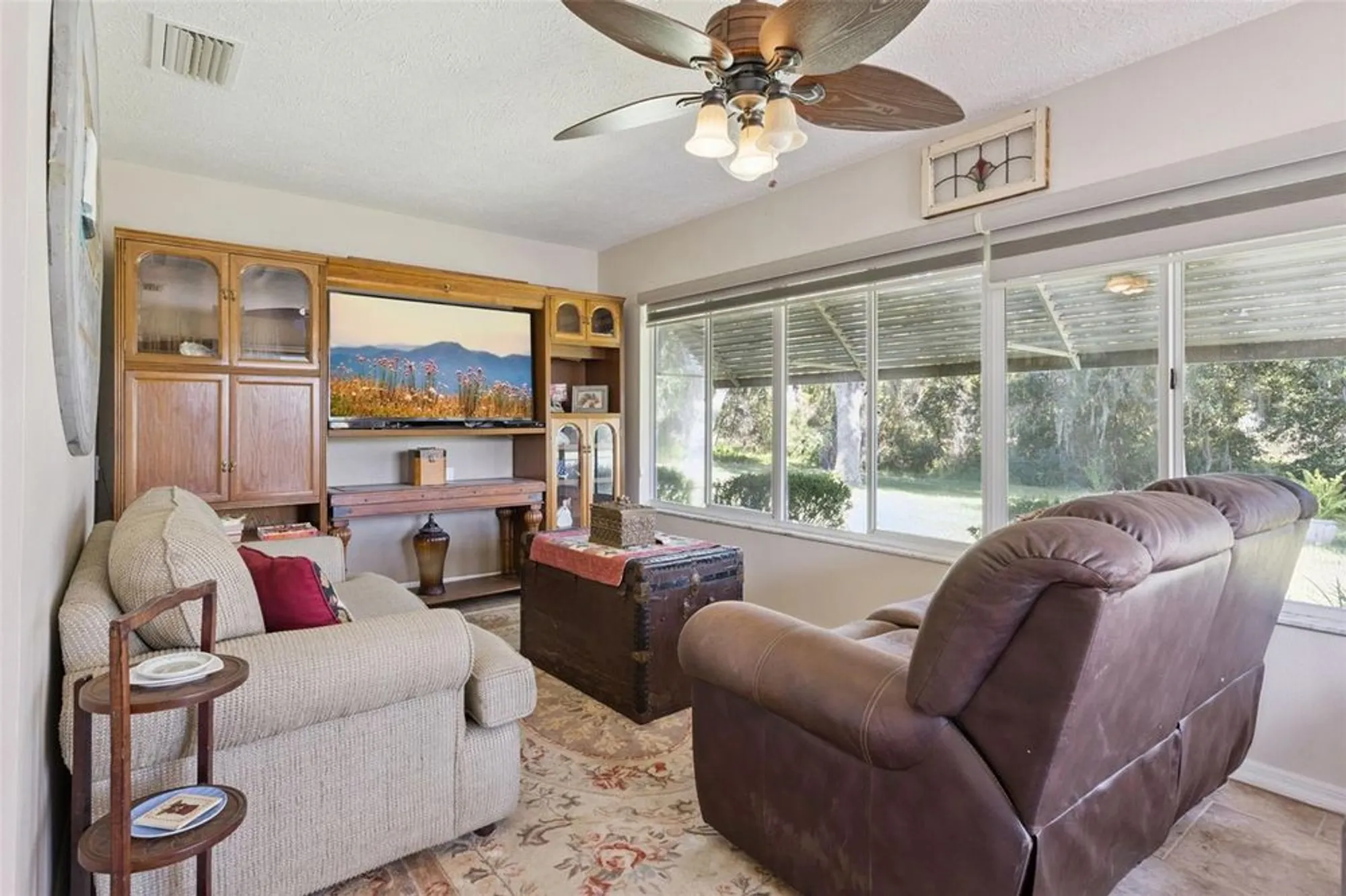 Property Slideshow image 20 of 82 | 26600 racquet cir, Leesburg, FL, 34748