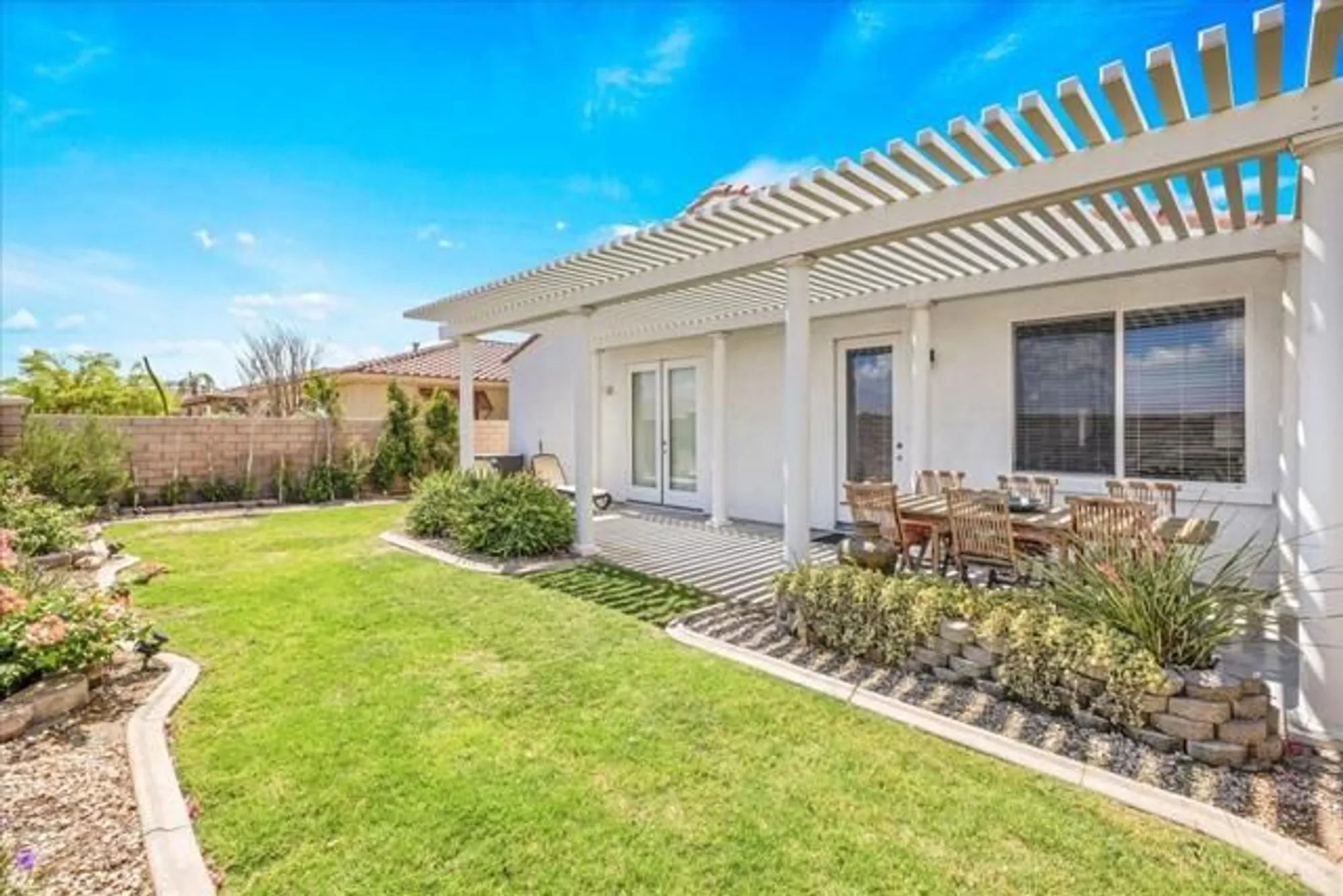 Property Slideshow image 25 of 48 | 2090 savanna way, Palm Springs, CA, 92262