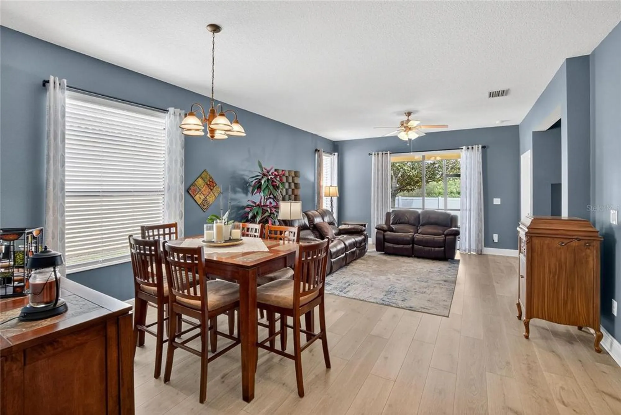 Property Slideshow image 15 of 58 | 307 bluewater falls ct, Apollo Beach, FL, 33572
