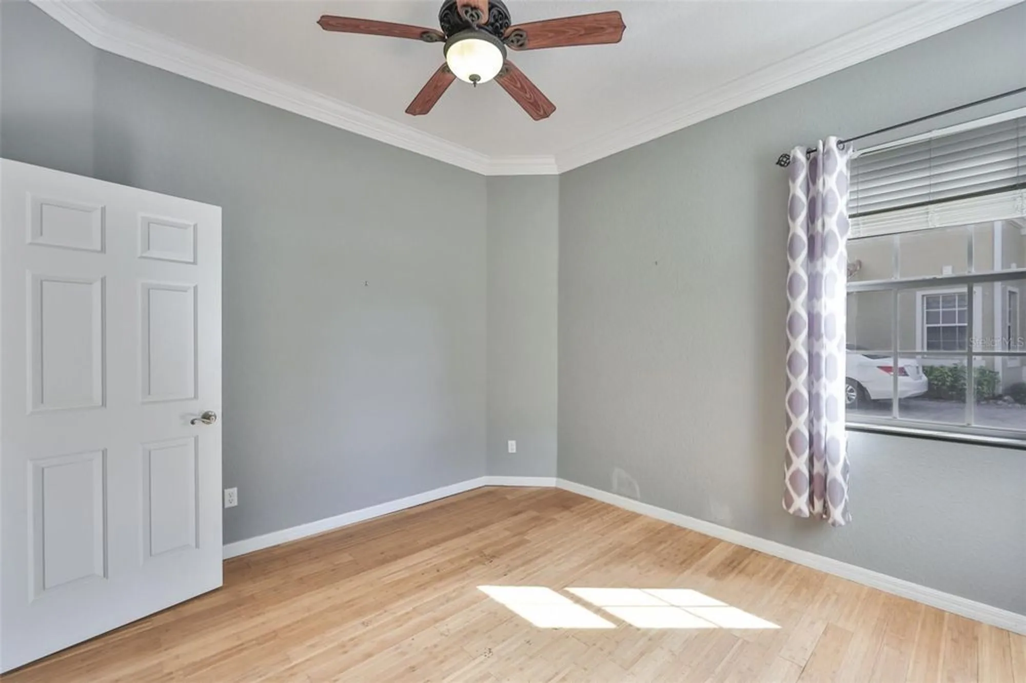 Property Slideshow image 32 of 53 | 1324 emerald dunes dr, Sun City Center, FL, 33573