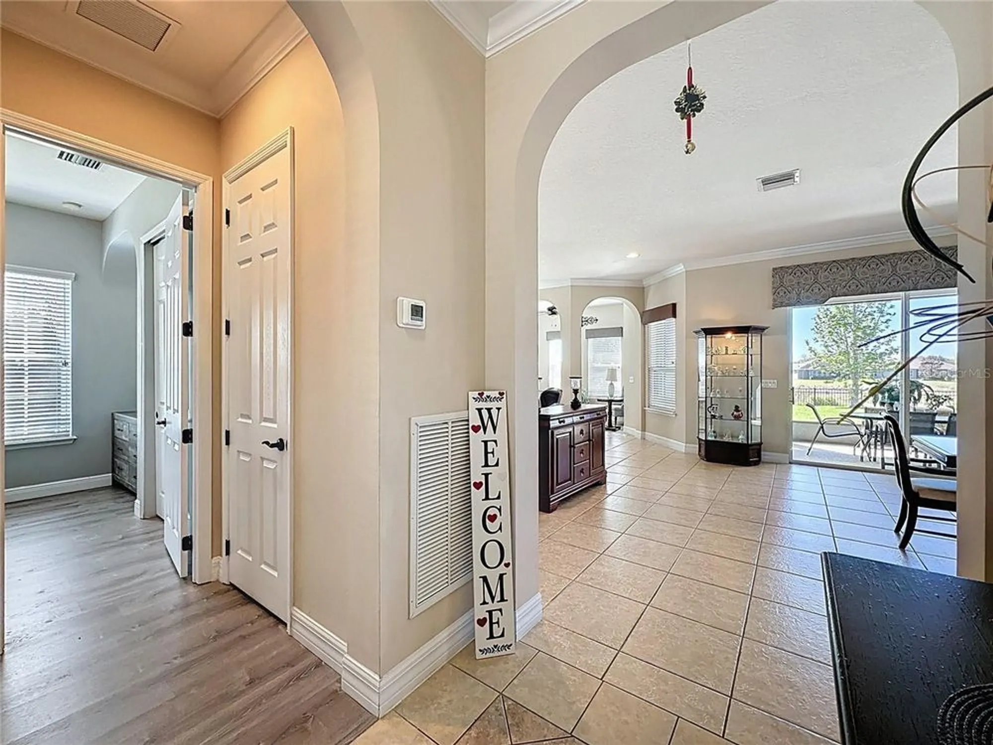 Property Slideshow image 6 of 54 | 228 bayou bend rd, Groveland, FL, 34736