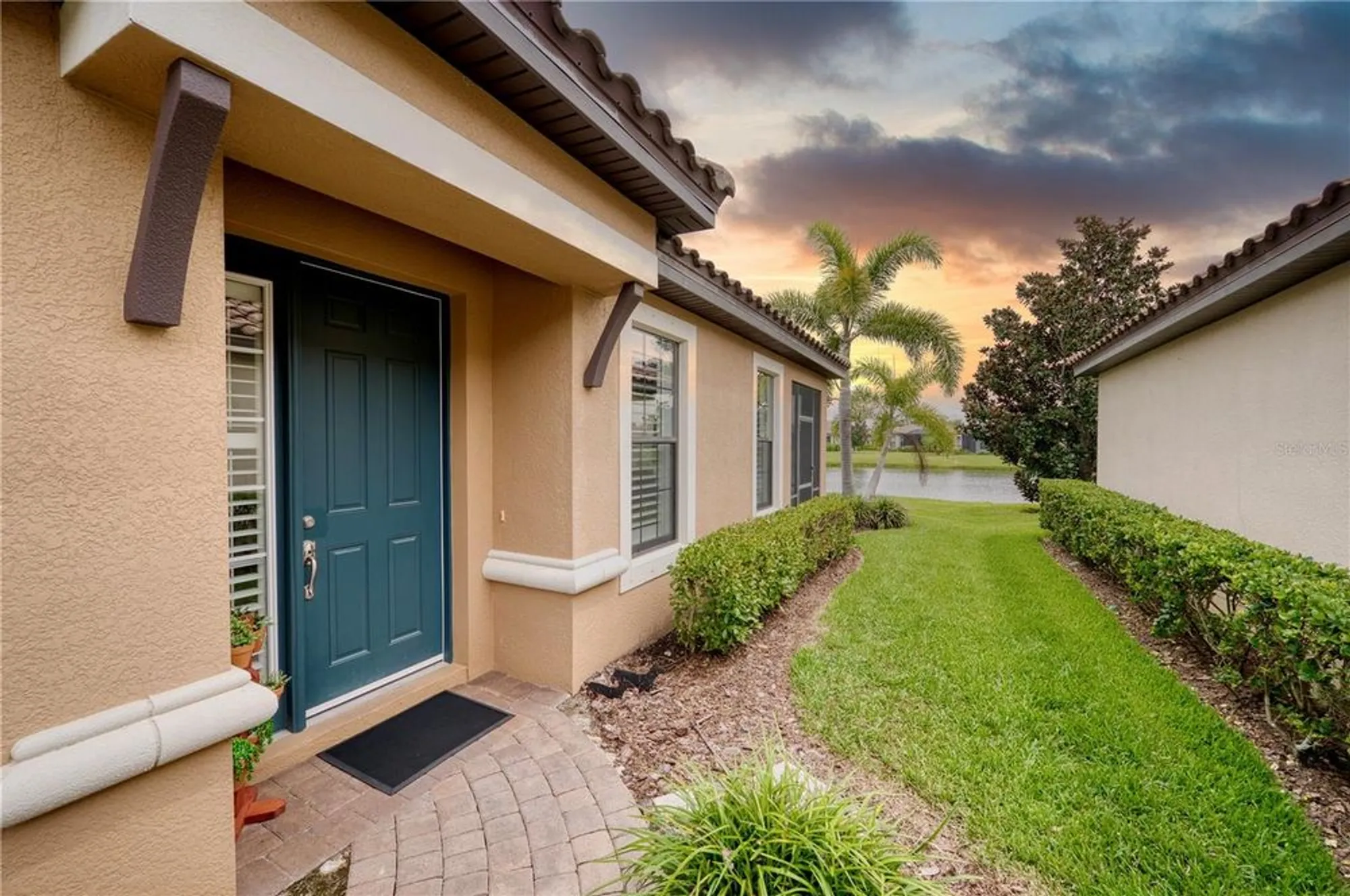 Property Slideshow image 8 of 59 | 4713 stafford ct, Palmetto, FL, 34221