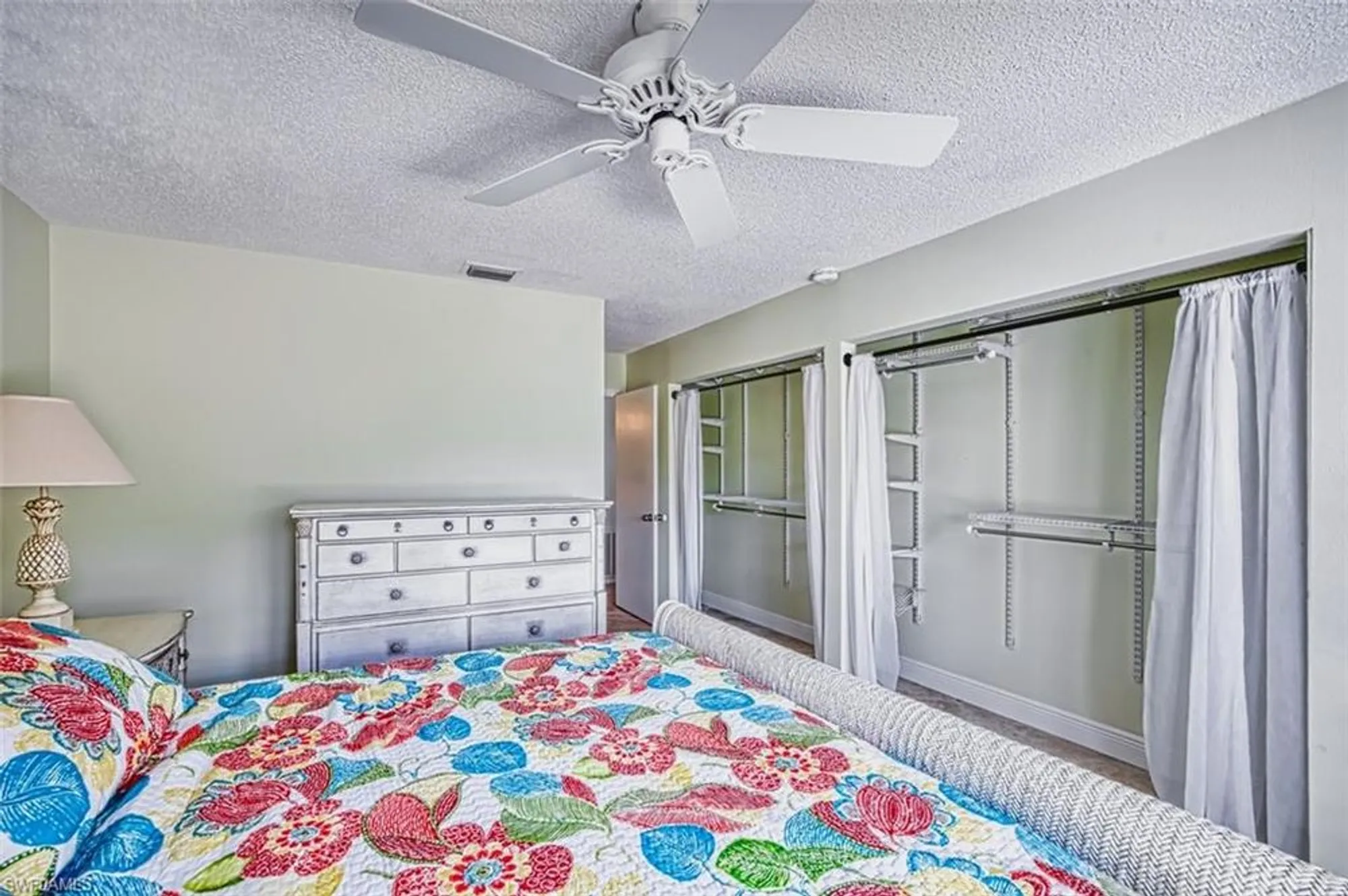 Property Slideshow image 11 of 50 | 1846 pine glade cir, Fort Myers, FL, 33907