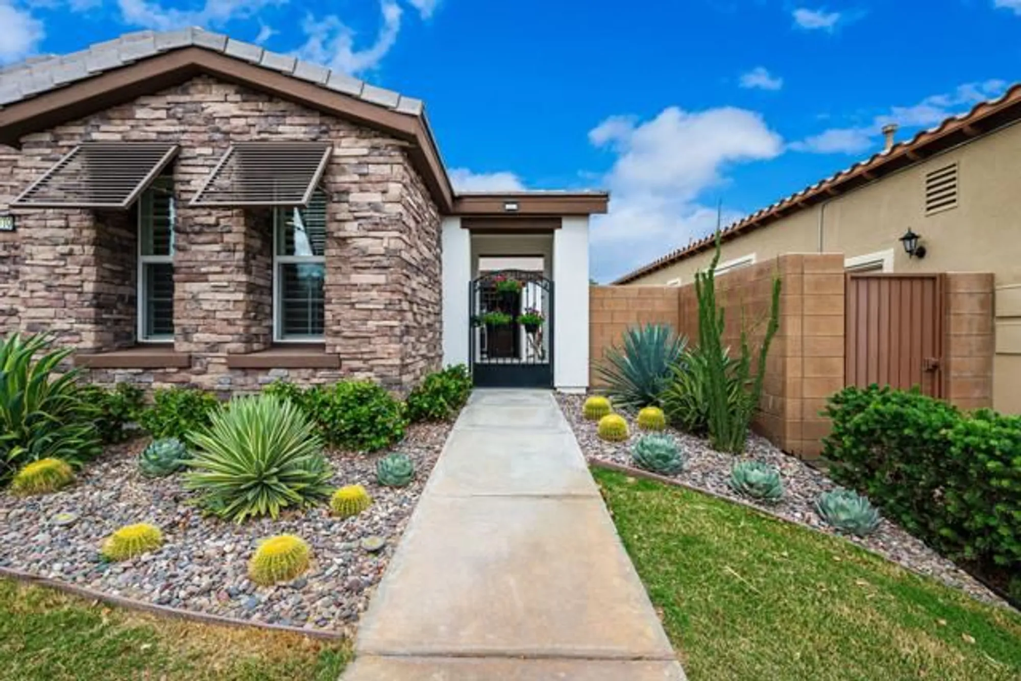 Property Slideshow image 4 of 87 | 81810 la paz ct, La Quinta, CA, 92253