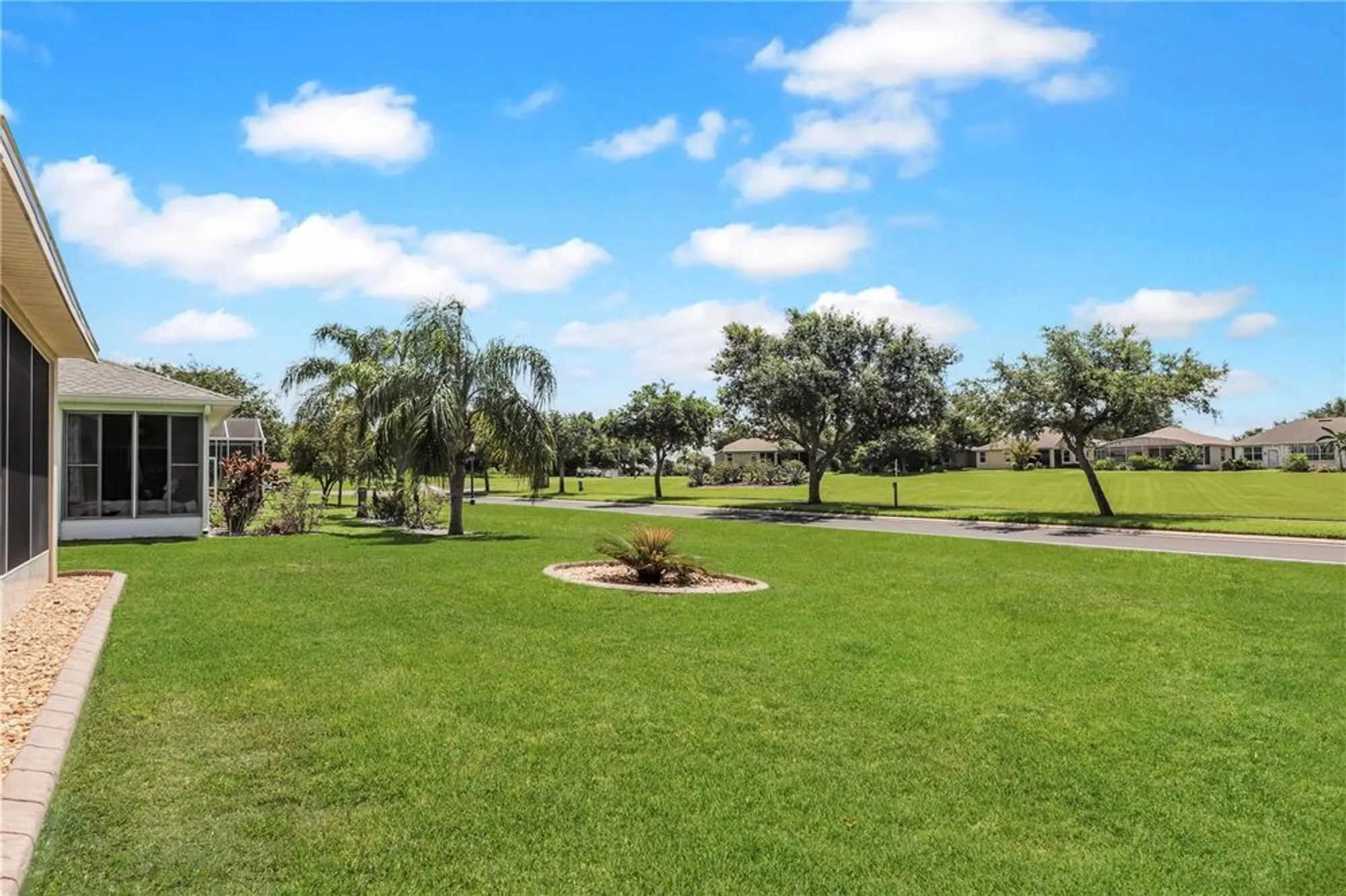 Property Slideshow image 26 of 32 | 27328 pine straw rd, Leesburg, FL, 34748