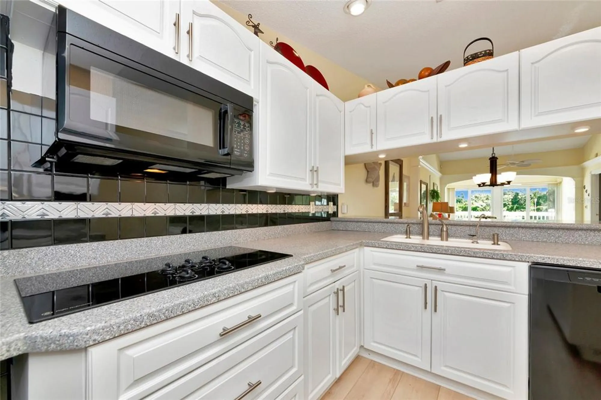 Property Slideshow image 12 of 63 | 515 woodstork cir, Bradenton, FL, 34209