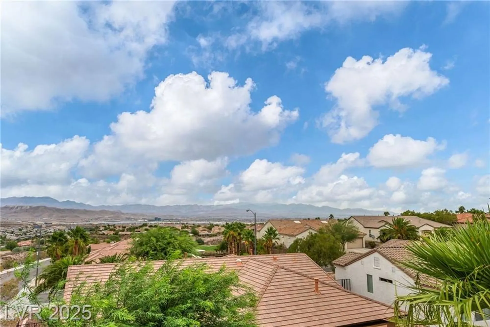 Property Slideshow image 9 of 41 | 2189 magnolia pond ct, Henderson, NV, 89052