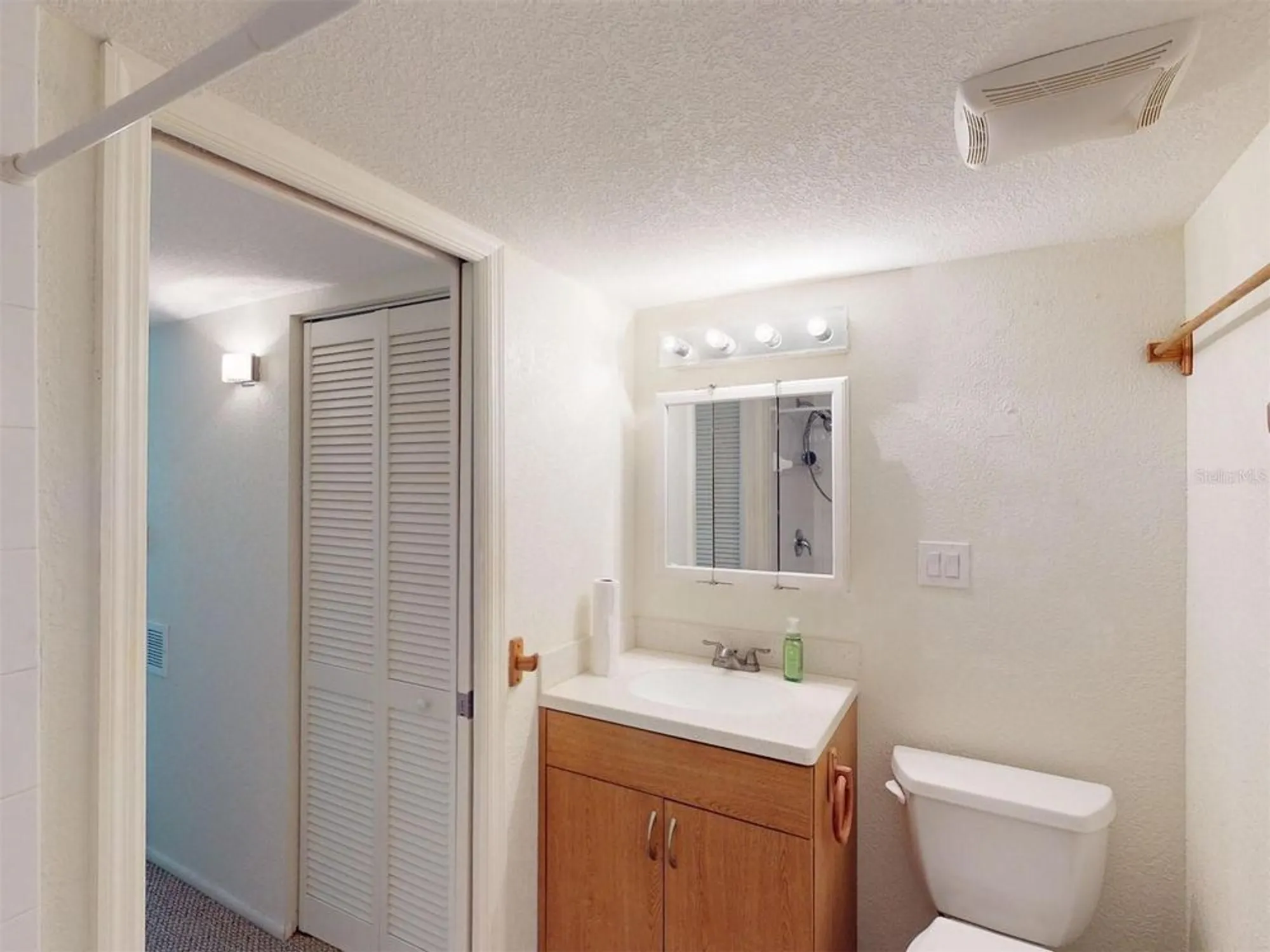 Property Slideshow image 14 of 32 | 21267 gertrude ave 113, Port Charlotte, FL, 33952