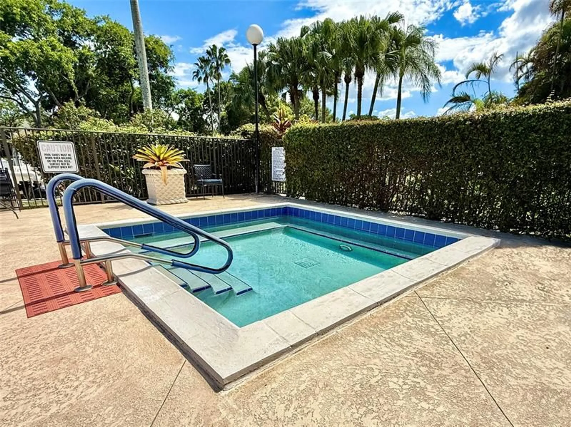 Property Slideshow image 46 of 51 | 5869 sunswept ln b, Boynton Beach, FL, 33437