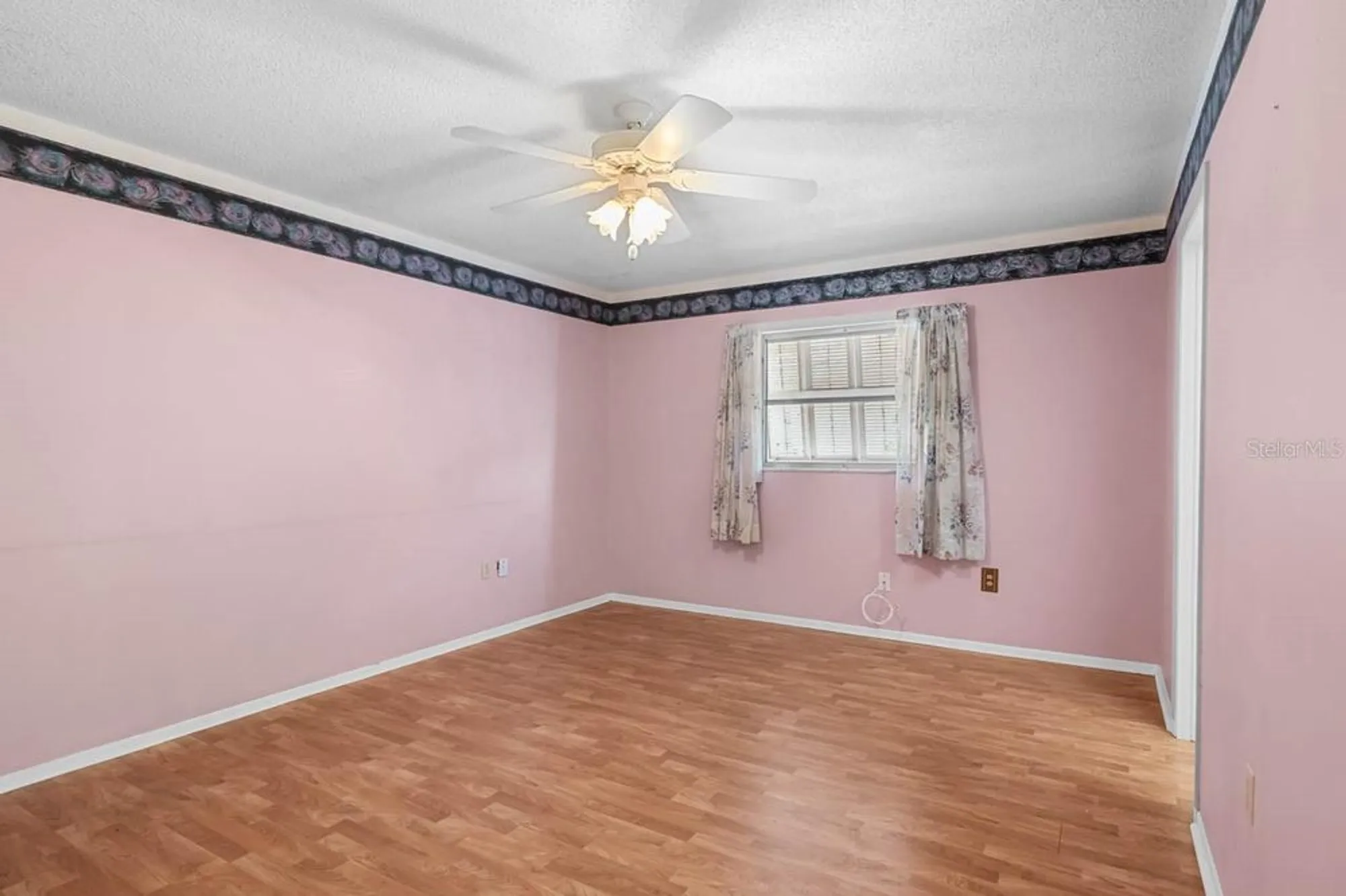 Property Slideshow image 12 of 80 | 829 fox hills dr, Sun City Center, FL, 33573