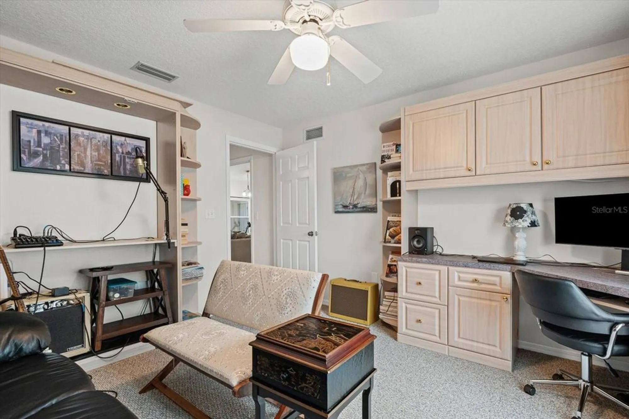 Property Slideshow image 27 of 44 | 3339 sheffield cir, Sarasota, FL, 34239