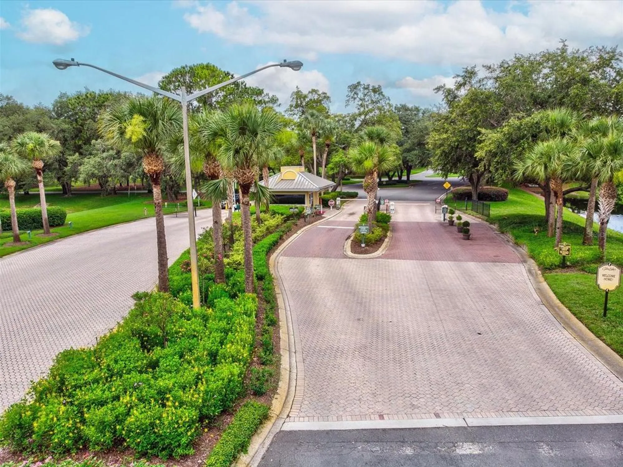 Property Slideshow image 47 of 82 | 10187 holly berry dr, Weeki Wachee, FL, 34613