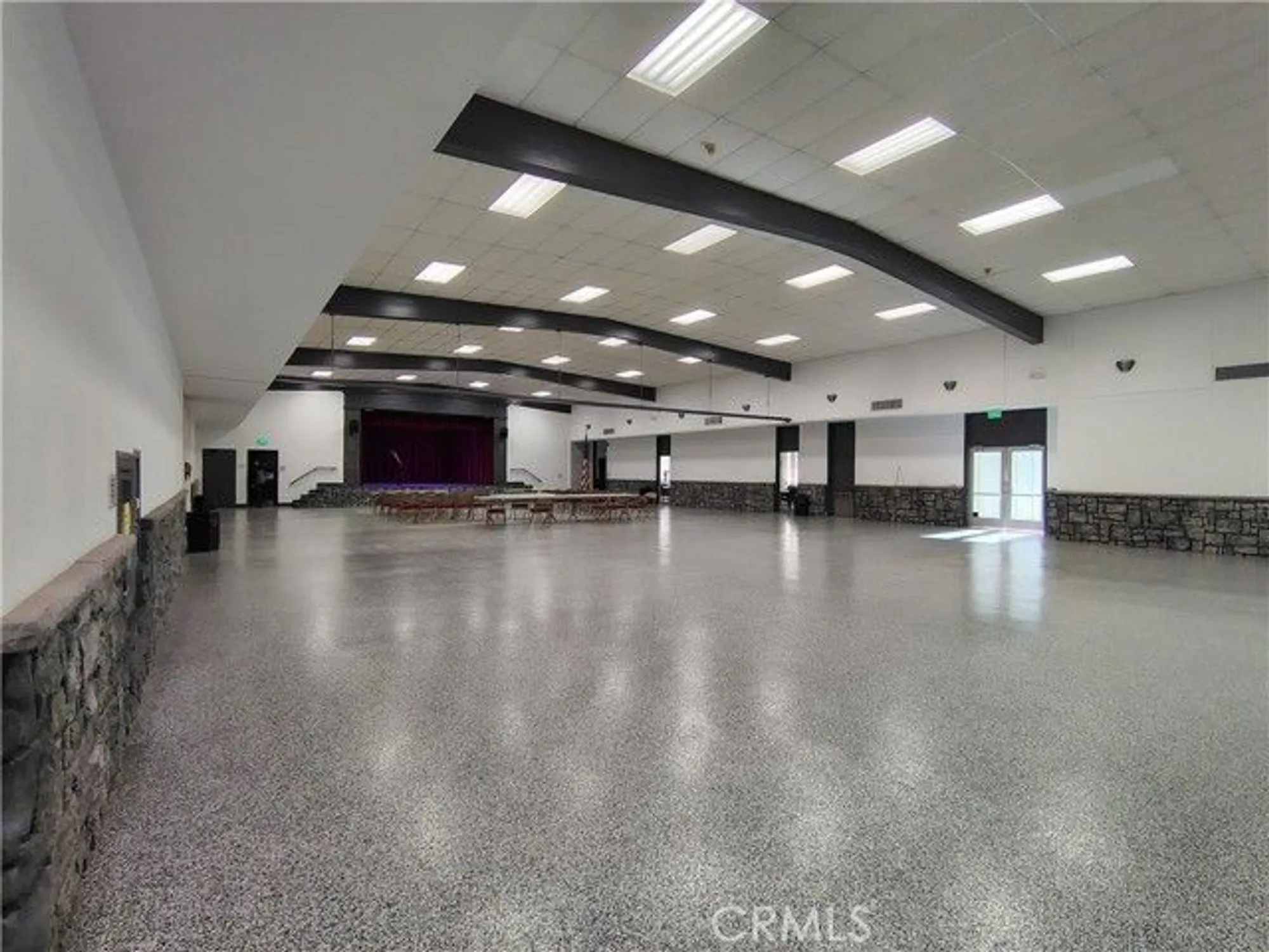 Property Slideshow image 28 of 35 | 26373 oak highland dr e, Newhall, CA, 91321