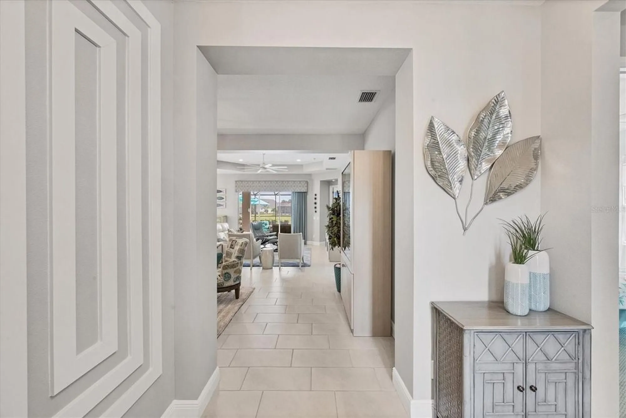 Property Slideshow image 13 of 81 | 4123 midnight blue run, Bradenton, FL, 34211