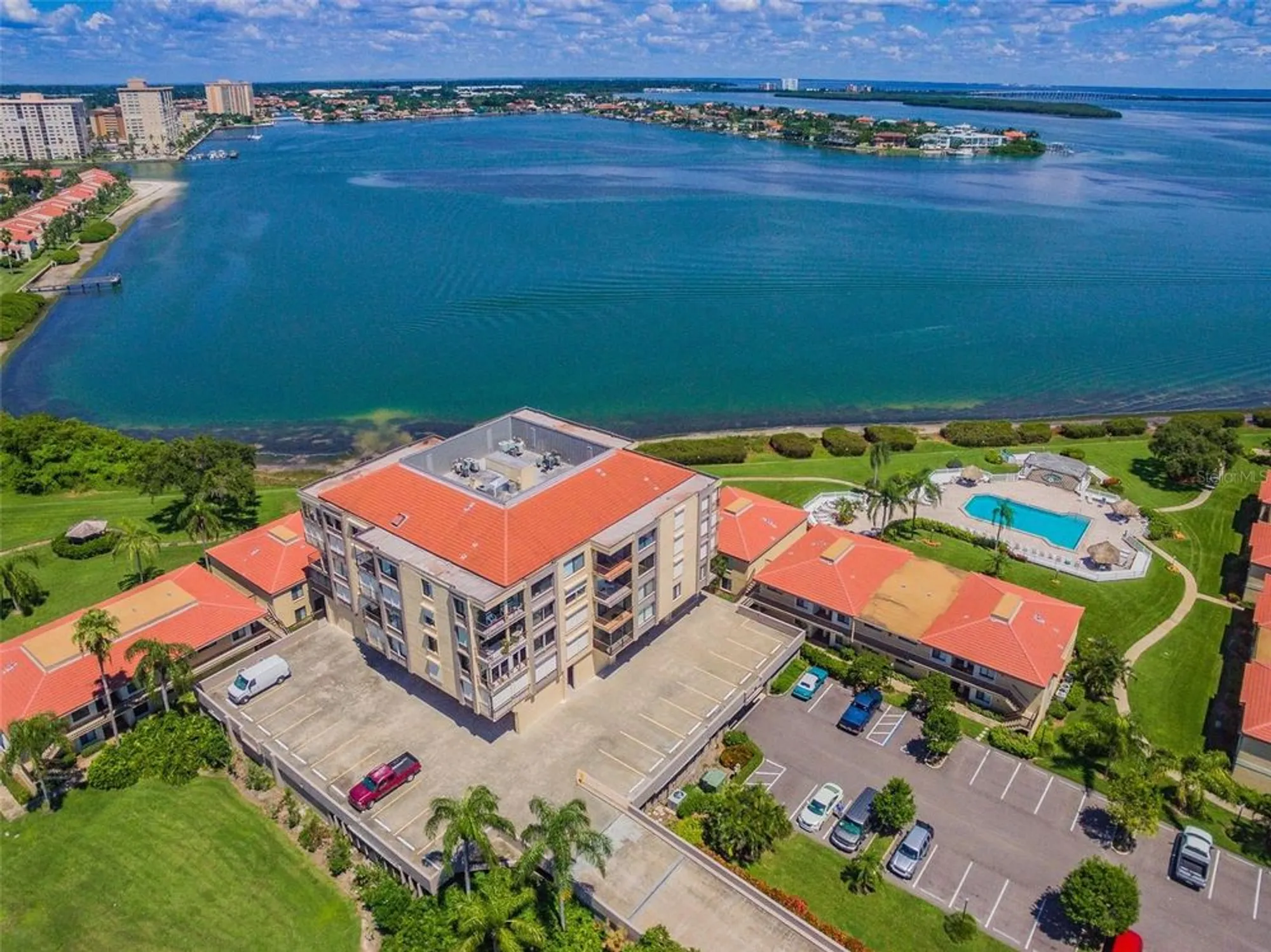 Property Slideshow image 44 of 70 | 6372 palma del mar blvd s apt 605, St Petersburg, FL, 33715