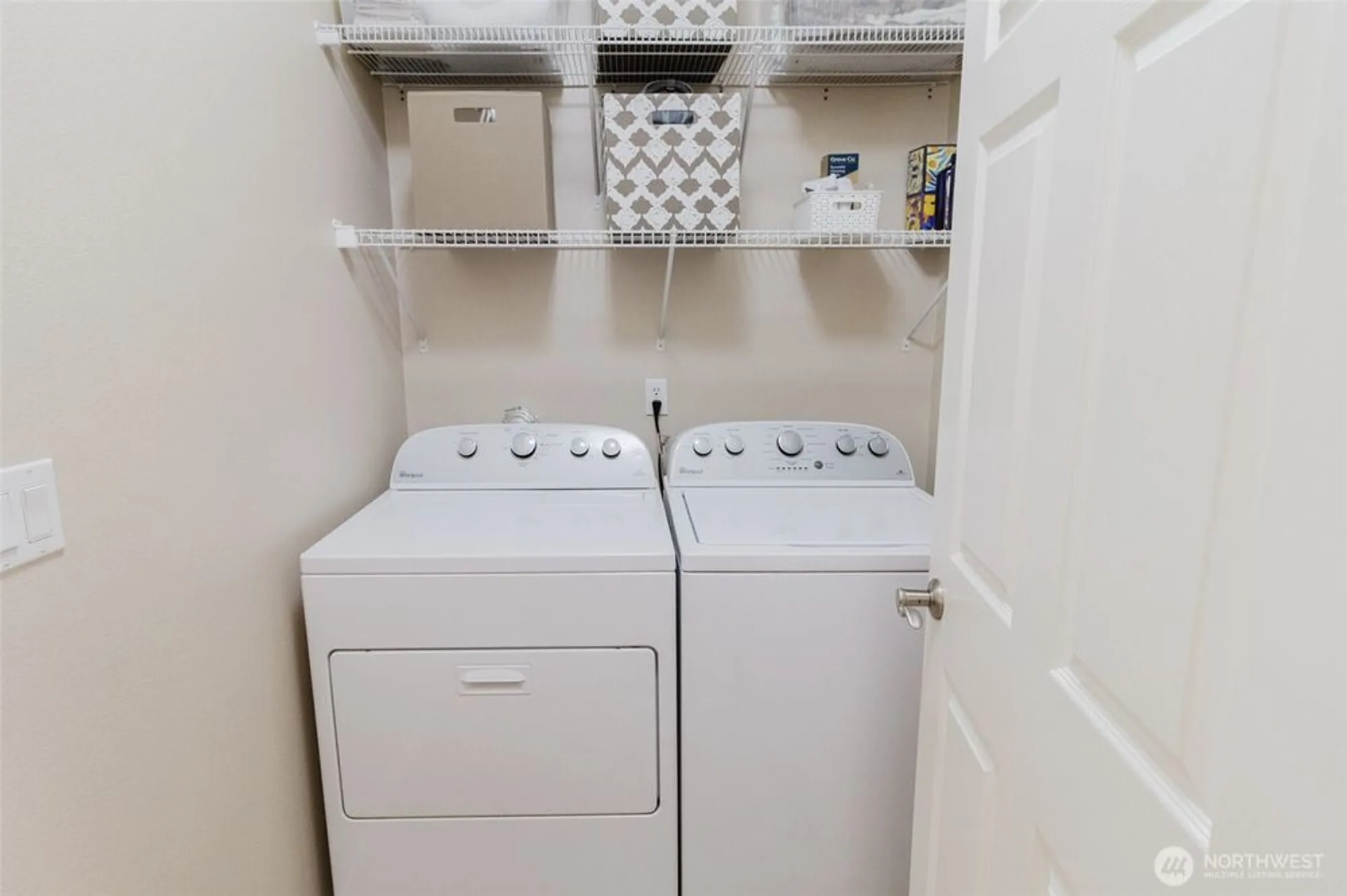 Property Slideshow image 23 of 38 | 4921 spokane ct, Lacey, WA, 98516