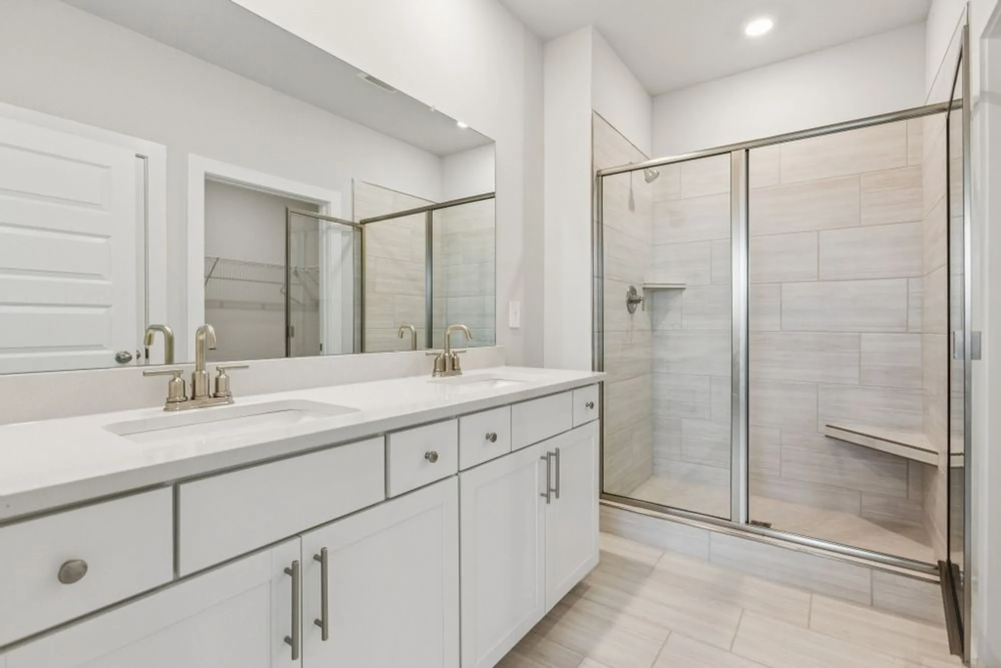 Property Slideshow image 10 of 16 | 2069 holmesburg pvt cir, Gallatin, TN, 37066