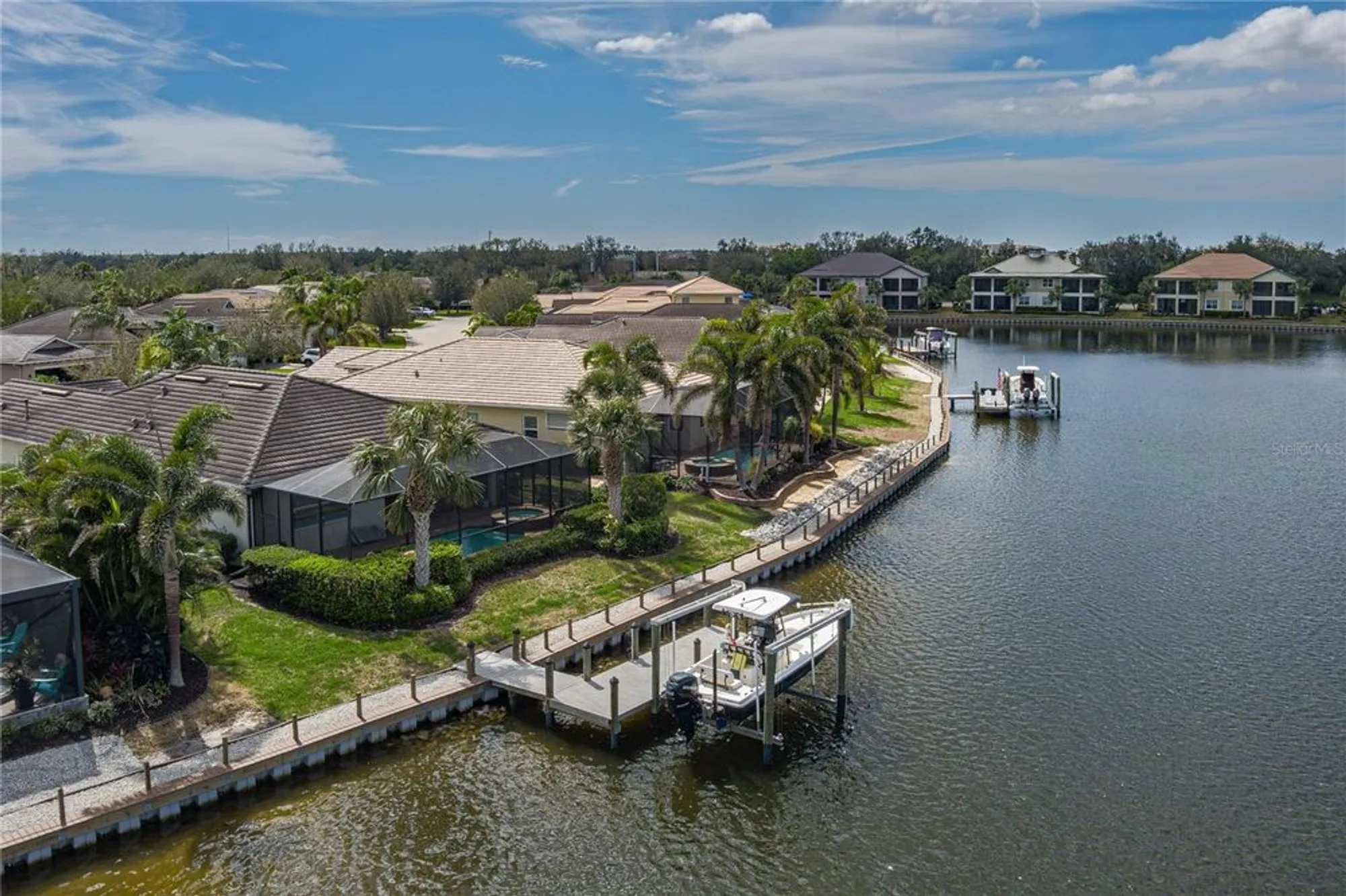 Property Slideshow image 30 of 56 | 5040 lake overlook ave, Bradenton, FL, 34208