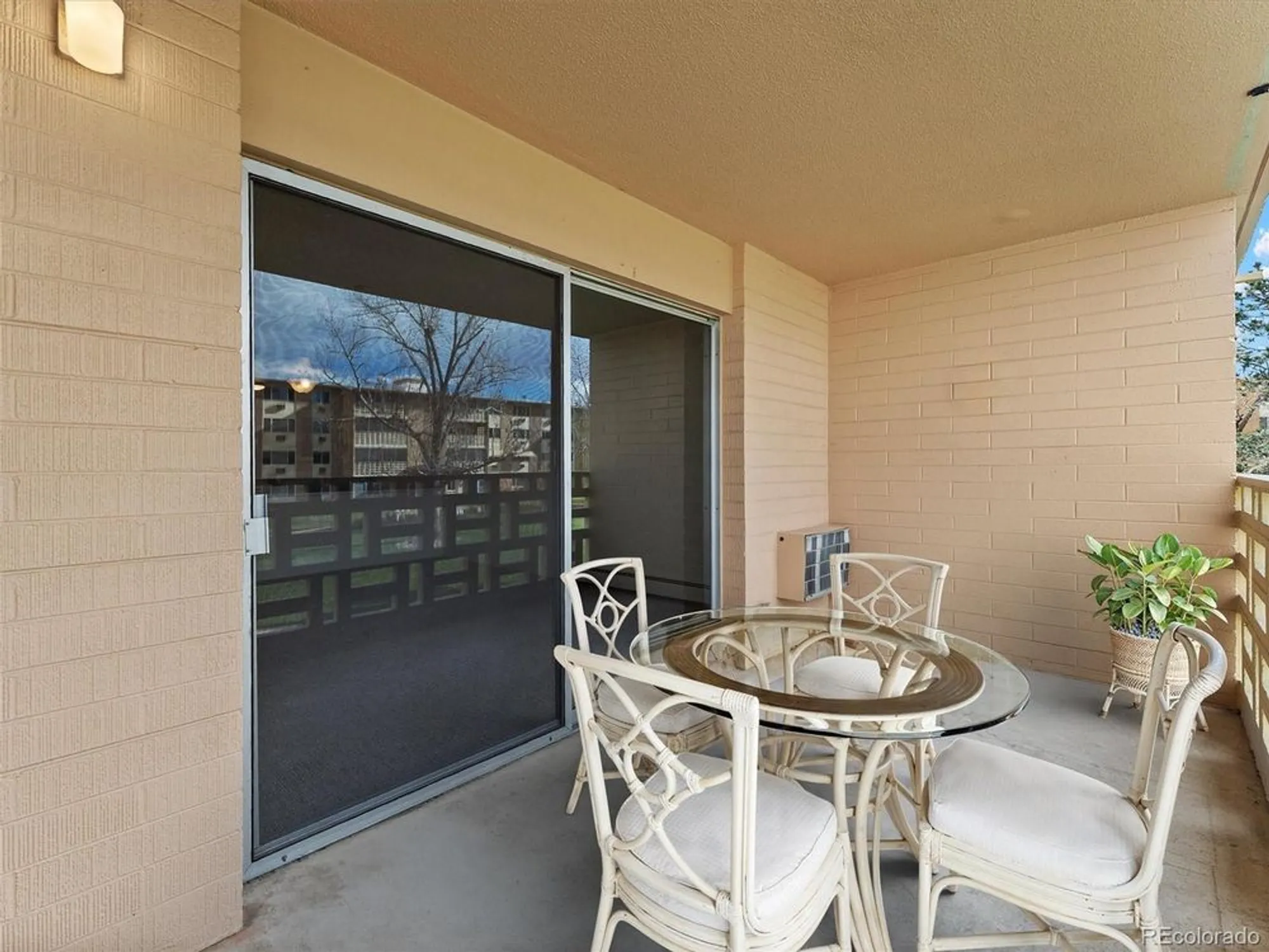 Property Slideshow image 12 of 37 | 605 s alton way 2b, Denver, CO, 80247
