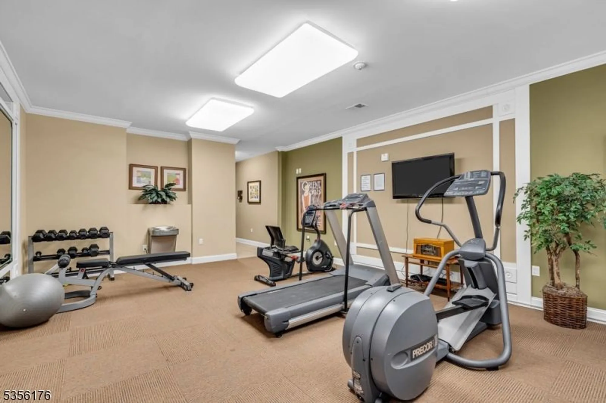 Property Slideshow image 15 of 18 | 5006 brookfield glen dr # 06, Belvidere, NJ, 07823