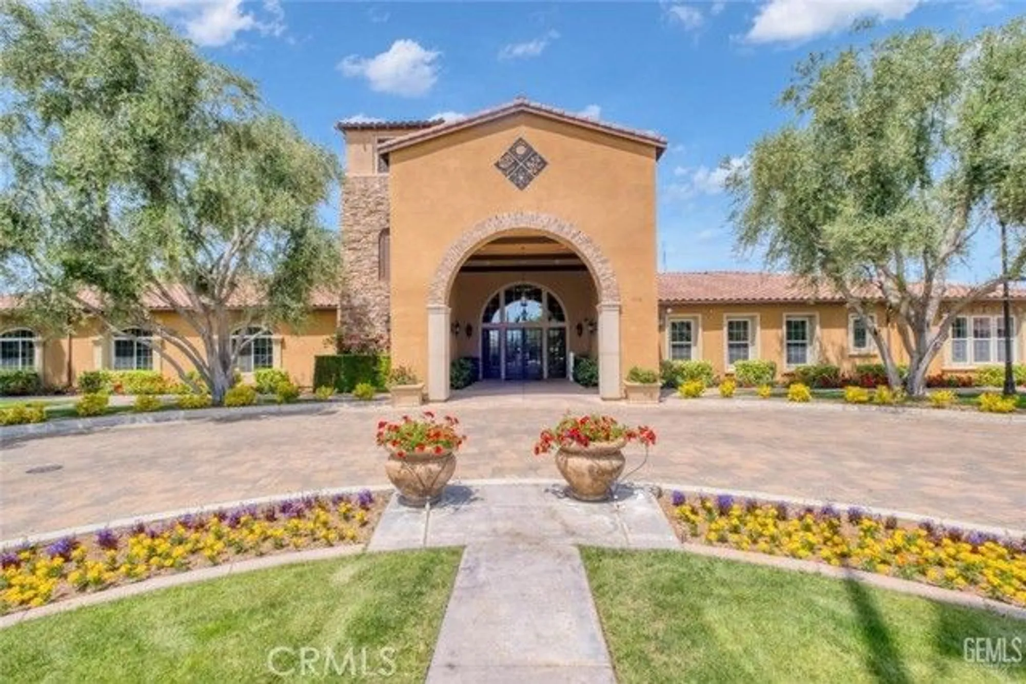 Property Slideshow image 11 of 27 | 9903 francois ln, Bakersfield, CA, 93306