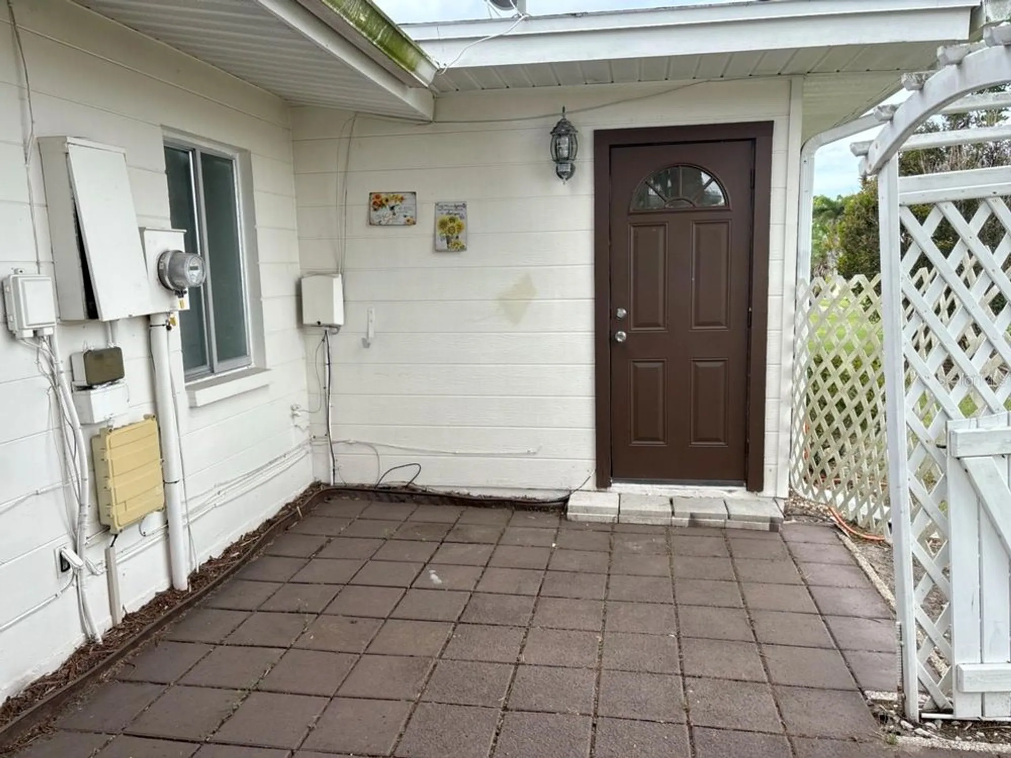 Property Slideshow image 6 of 19 | 1517 danbury dr, Sun City Center, FL, 33573