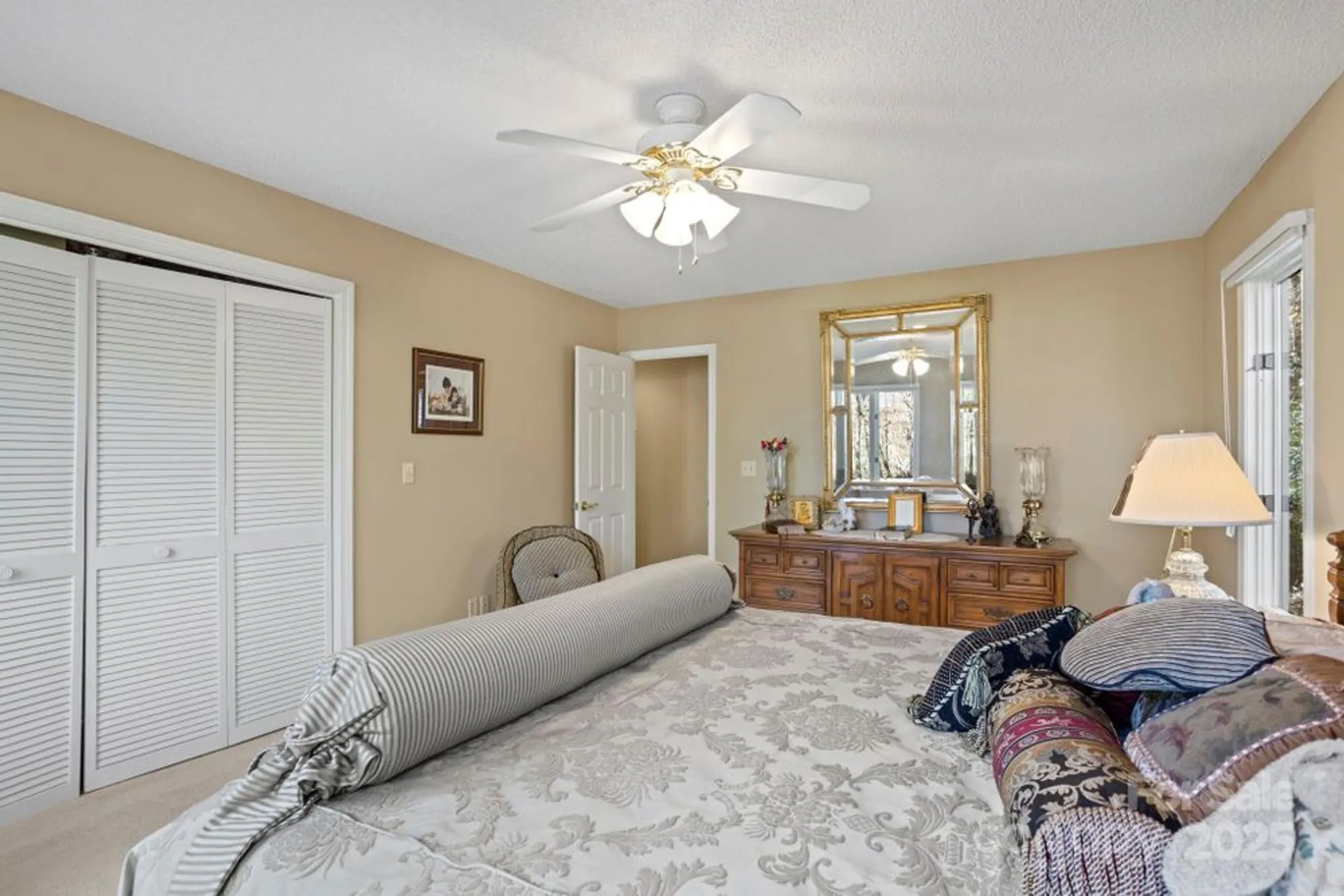 Property Slideshow image 21 of 48 | 231 greenleaf dr, Flat Rock, NC, 28731