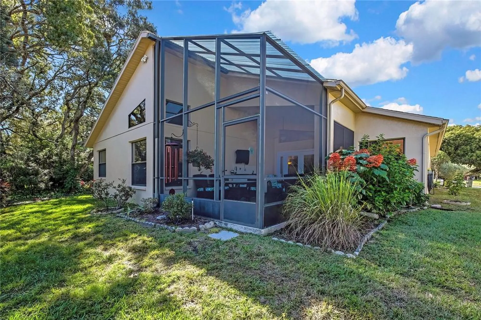 Property Slideshow image 33 of 54 | 488 fort mill ln, Spring Hill, FL, 34609