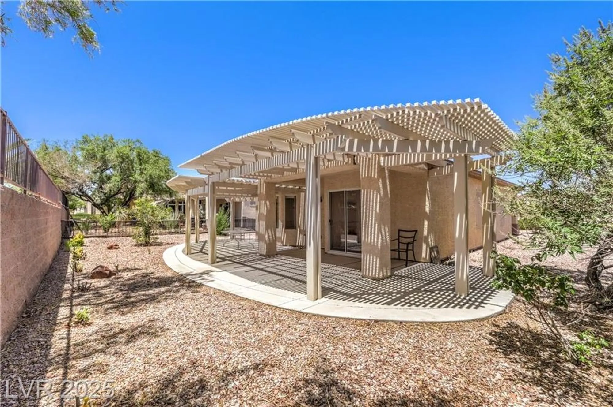 Property Slideshow image 16 of 26 | 2535 leighton ave, Henderson, NV, 89052