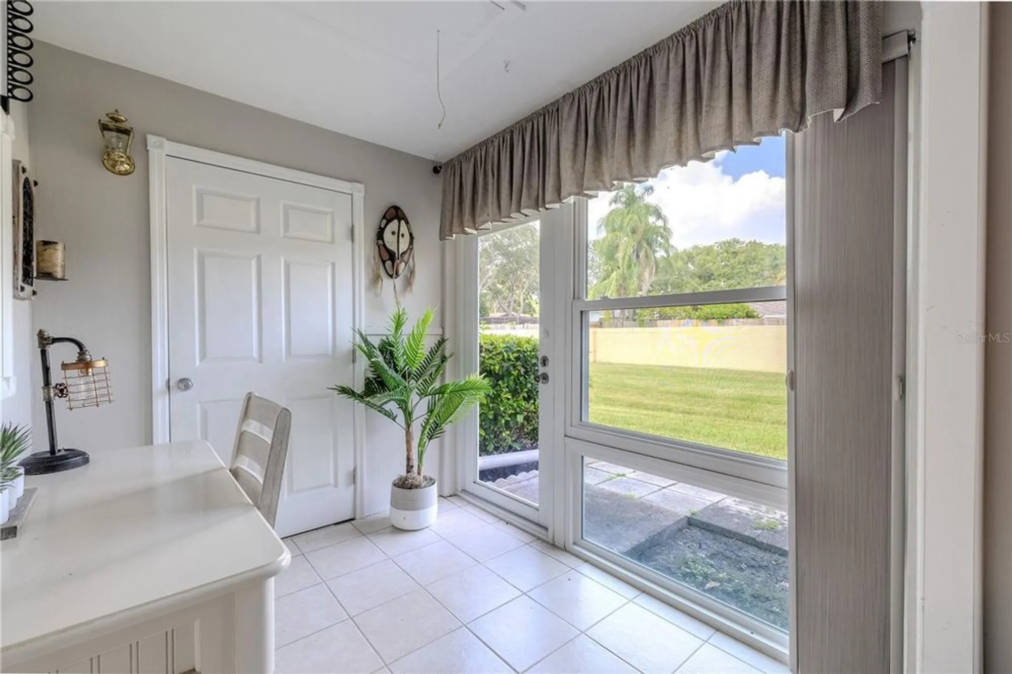 Property Slideshow image 16 of 31 | 1701 pinehurst rd 19f, Dunedin, FL, 34698