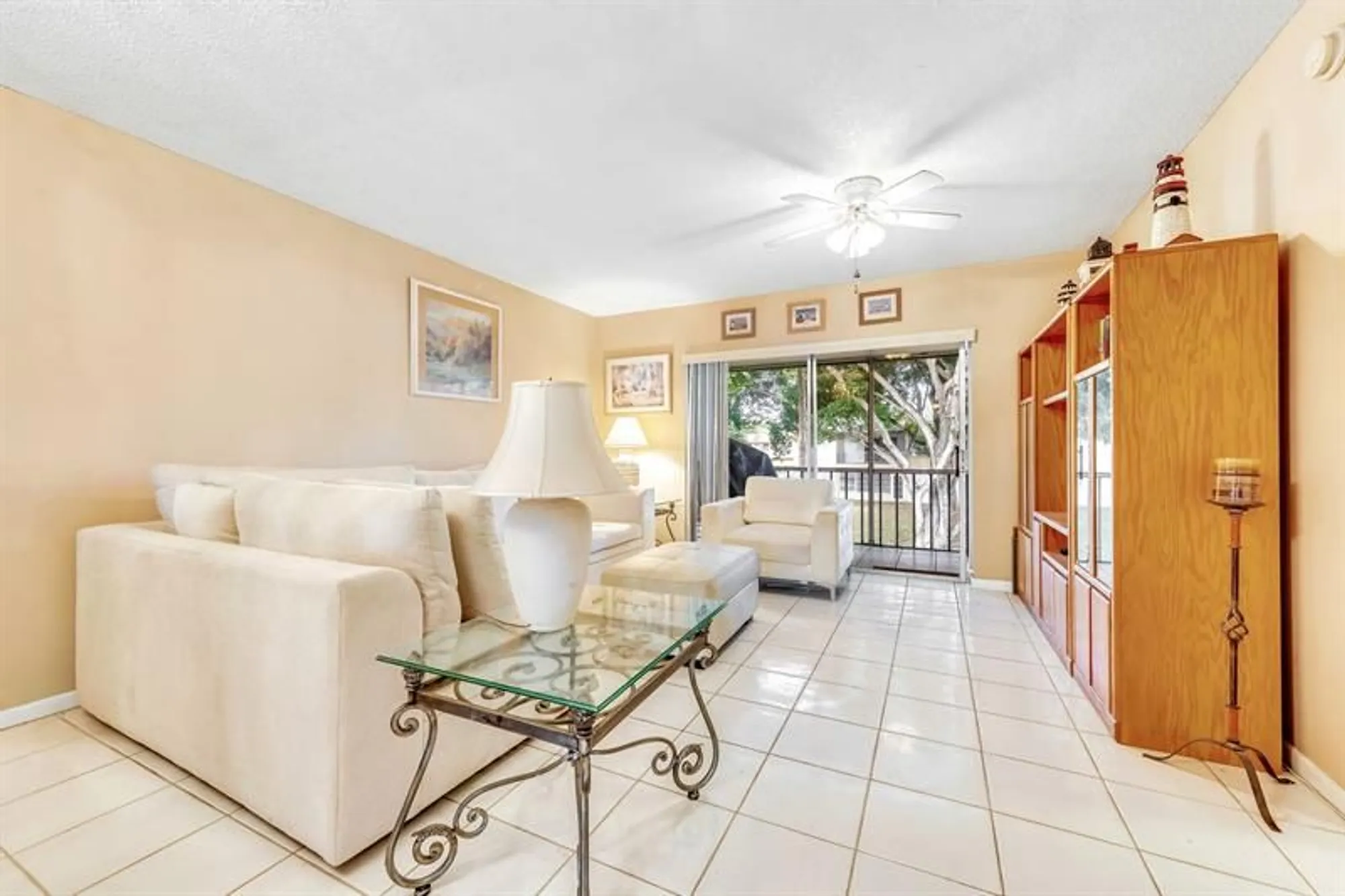 Property Slideshow image 5 of 36 | 7640 nw 1st st 202, Margate, FL, 33063