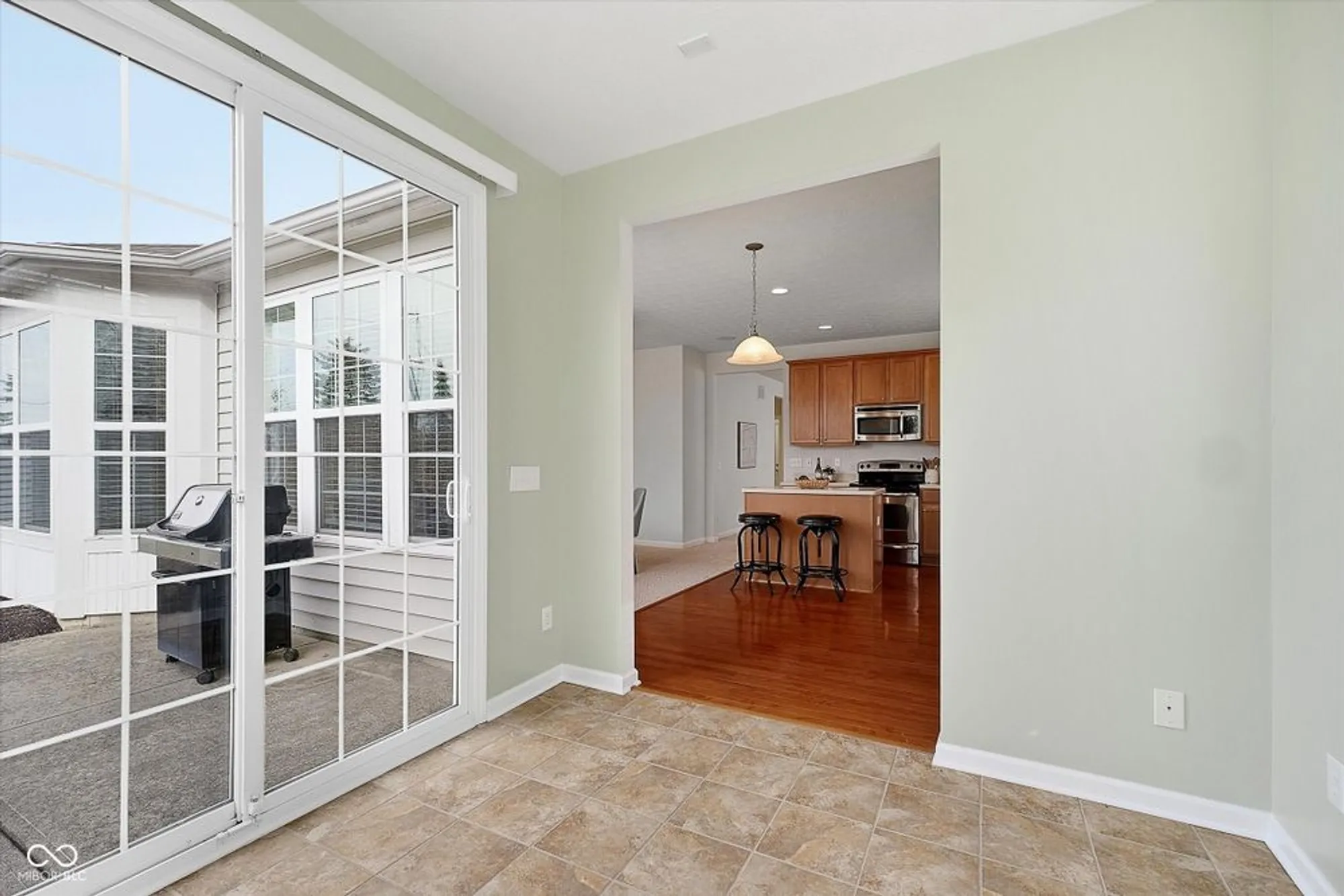 Property Slideshow image 14 of 42 | 12766 winery way, Fishers, IN, 46037