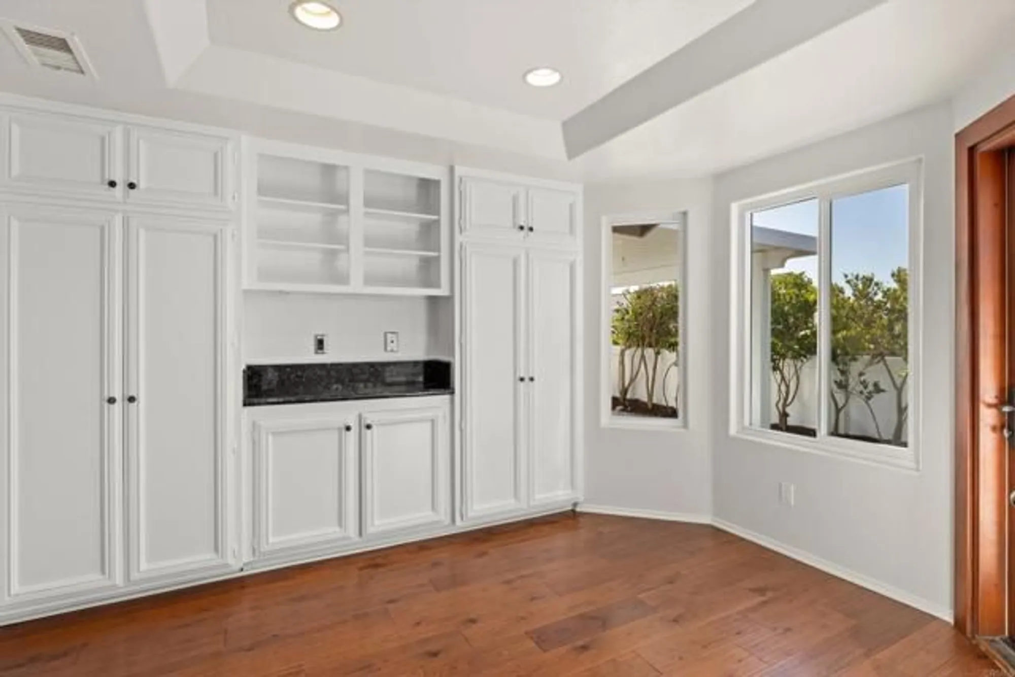 Property Slideshow image 30 of 37 | 4815 galicia way, Oceanside, CA, 92056