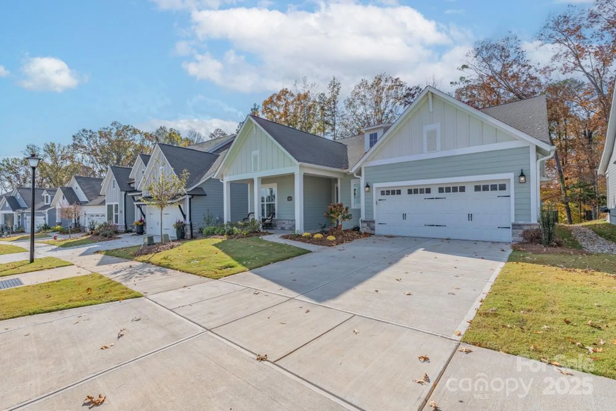 Property Slideshow image 3 of 4 | 1200 meander ln, Waxhaw, NC, 28173