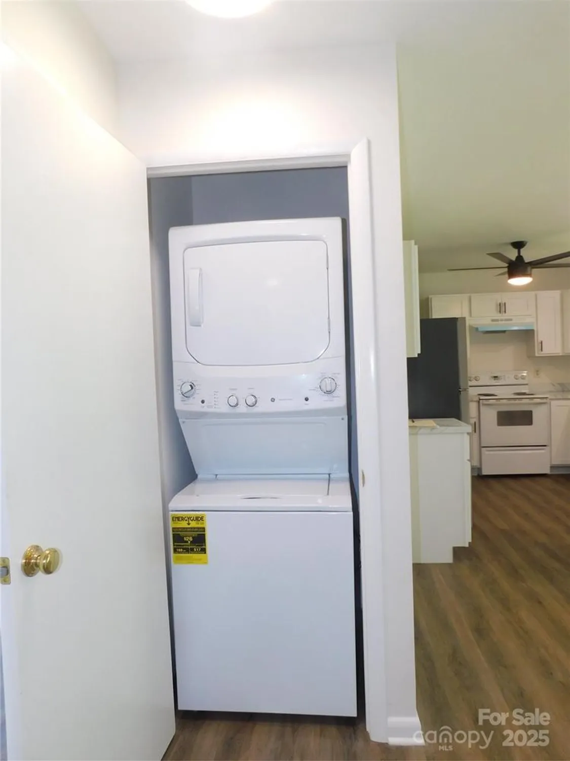 Property Slideshow image 23 of 33 | 125 fulton dr, Hendersonville, NC, 28792