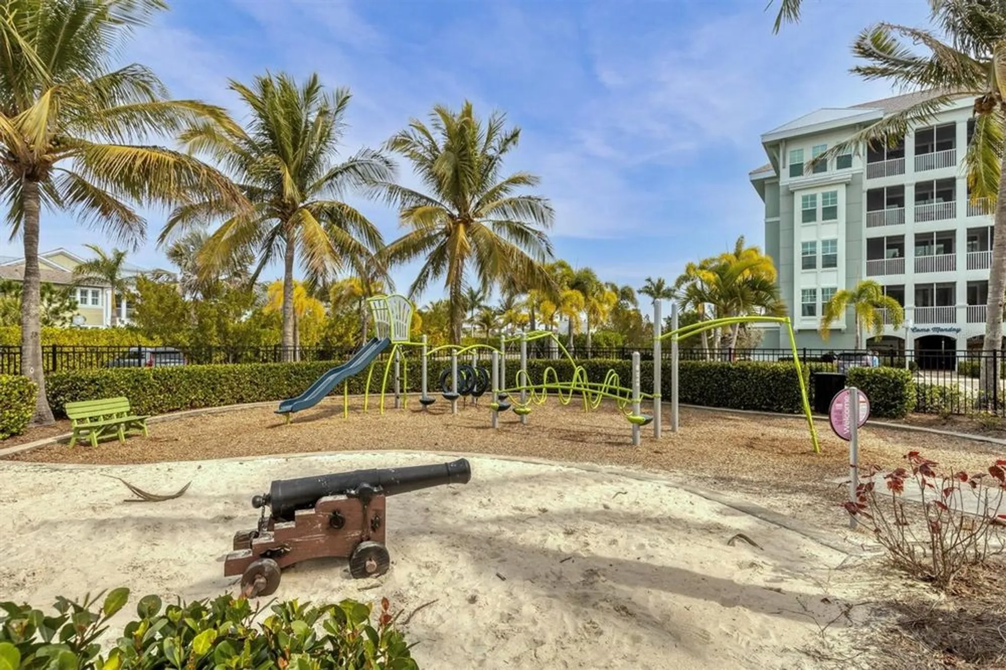 Property Slideshow image 34 of 61 | 396 aruba cir unit 302, Bradenton, FL, 34209