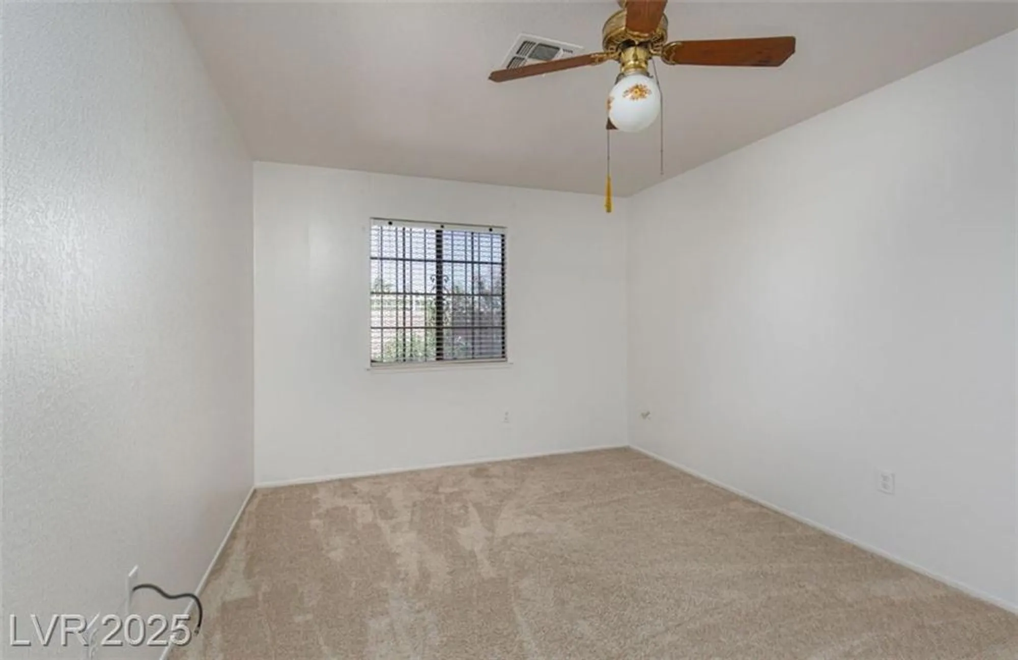 Property Slideshow image 13 of 24 | 2851 s valley view blvd 1021, Las Vegas, NV, 89102