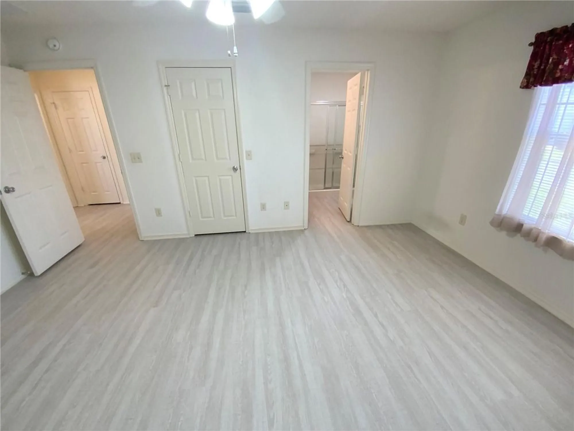 Property Slideshow image 8 of 16 | 317 rowesville ln, The Villages, FL, 32162