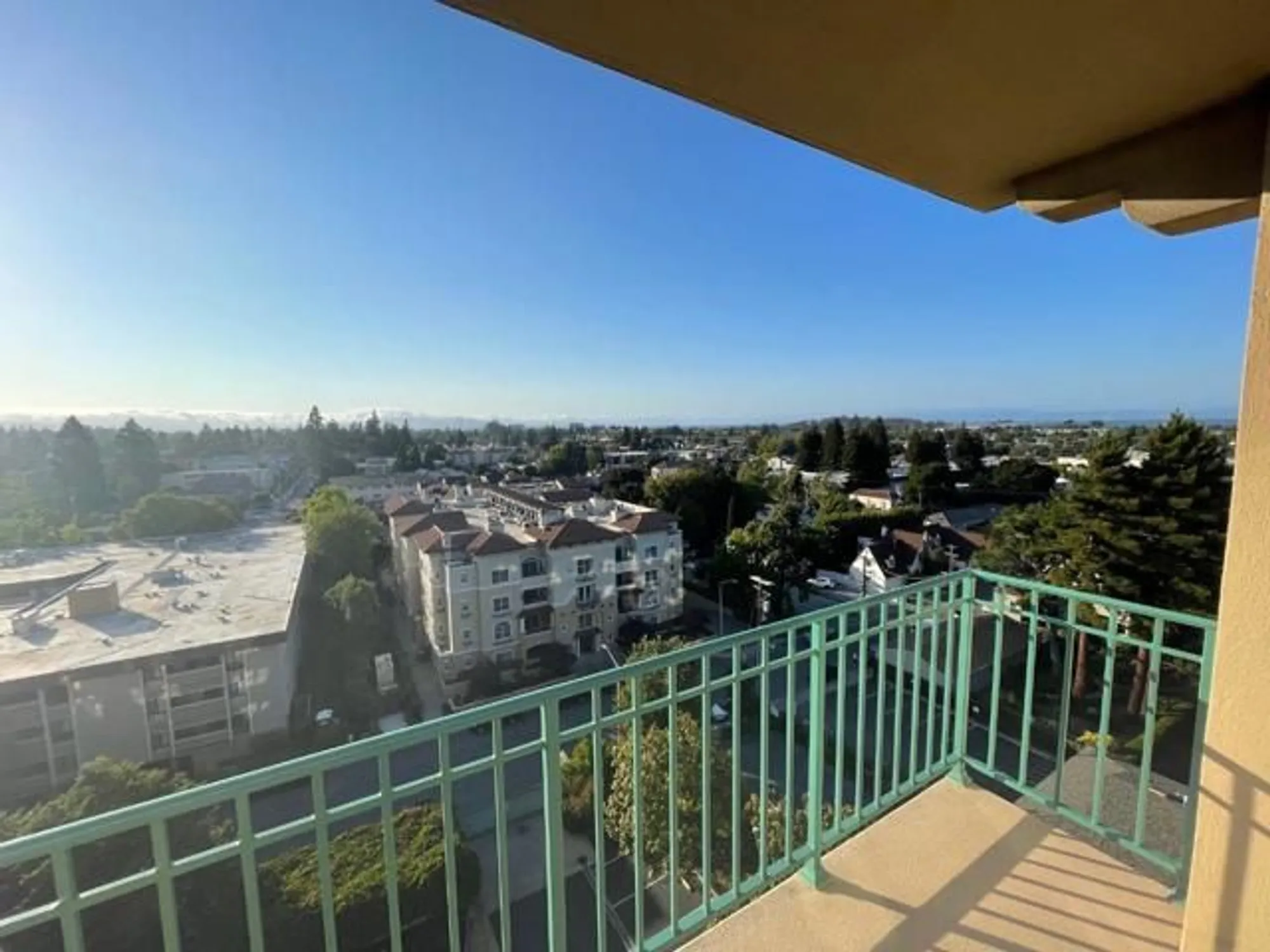 Property Slideshow image 17 of 24 | 1 baldwin ave 903, San Mateo, CA, 94401