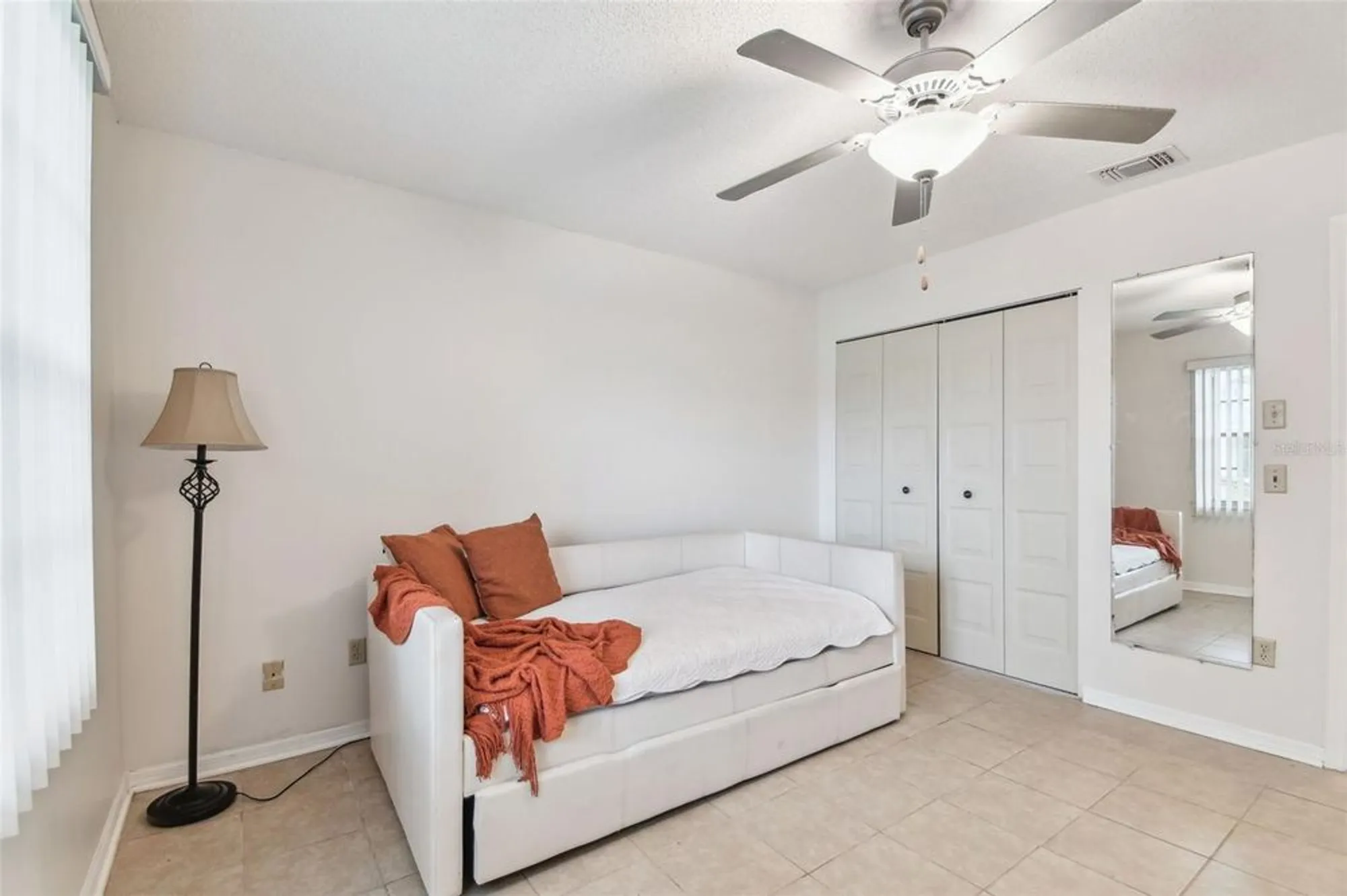 Property Slideshow image 20 of 50 | 2301 grenoble pl # 1, Sun City Center, FL, 33573