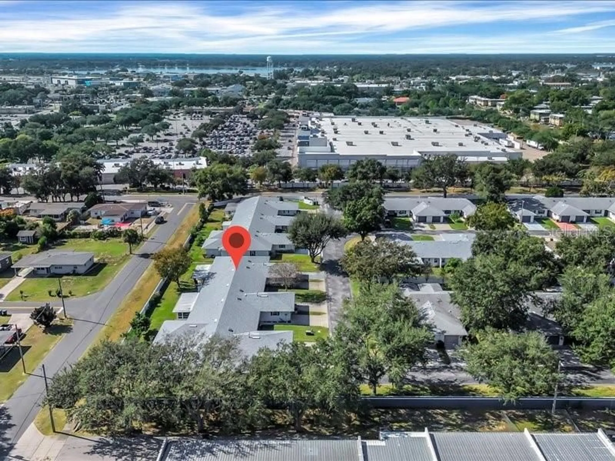 Property Slideshow image 31 of 36 | 1585 oakview cir, Winter Haven, FL, 33880