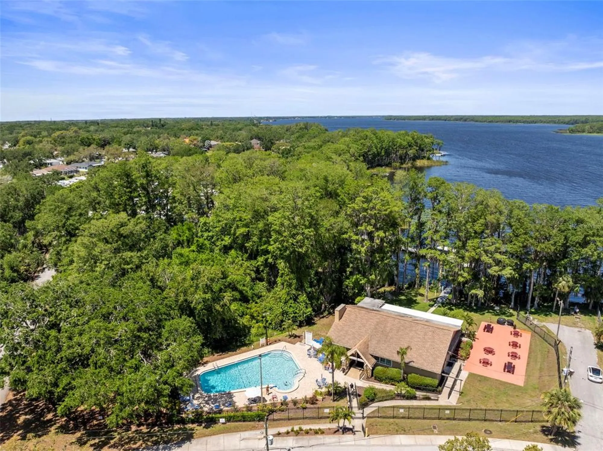 Property Slideshow image 7 of 32 | 2735 sherbrooke ln d, Palm Harbor, FL, 34684