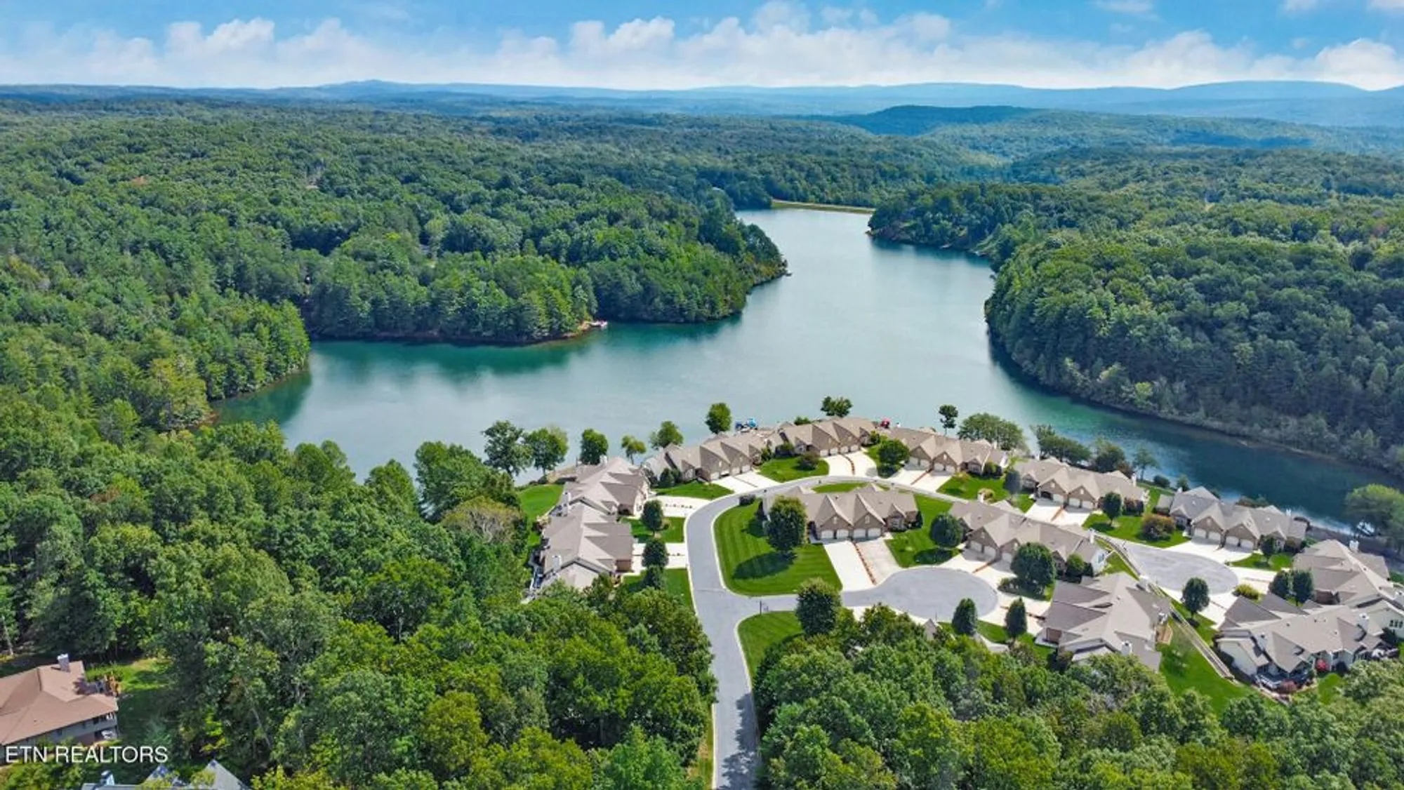 Property Slideshow image 46 of 52 | 123 lafayette pt apt 1, Crossville, TN, 38558